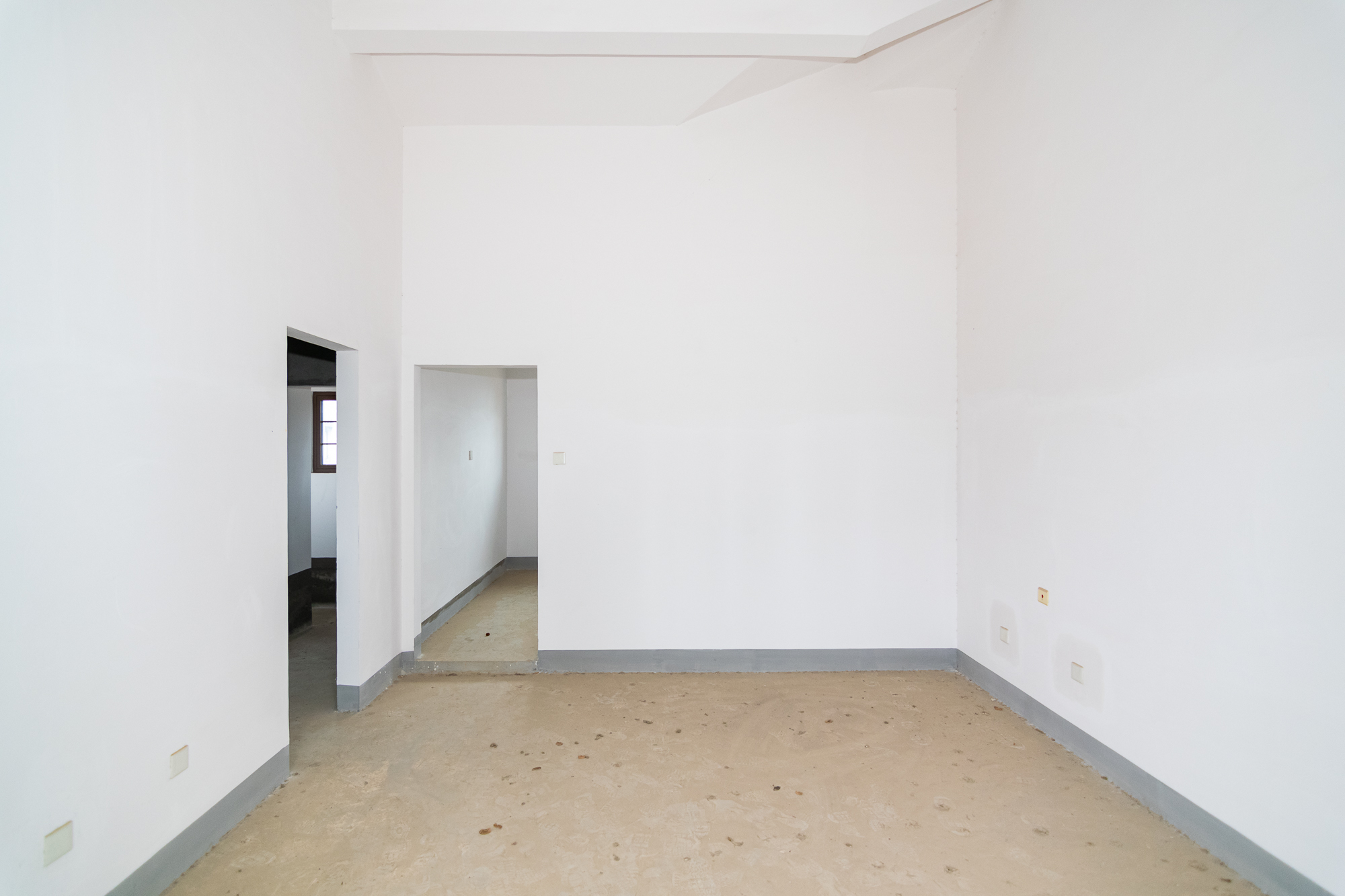 金地三千府(金地湖山樾、金地自在城) 5室2厅1卫 395.00万 金地三千府(金地湖山樾、金地自在城) 5室2厅1卫 395.00万卧室