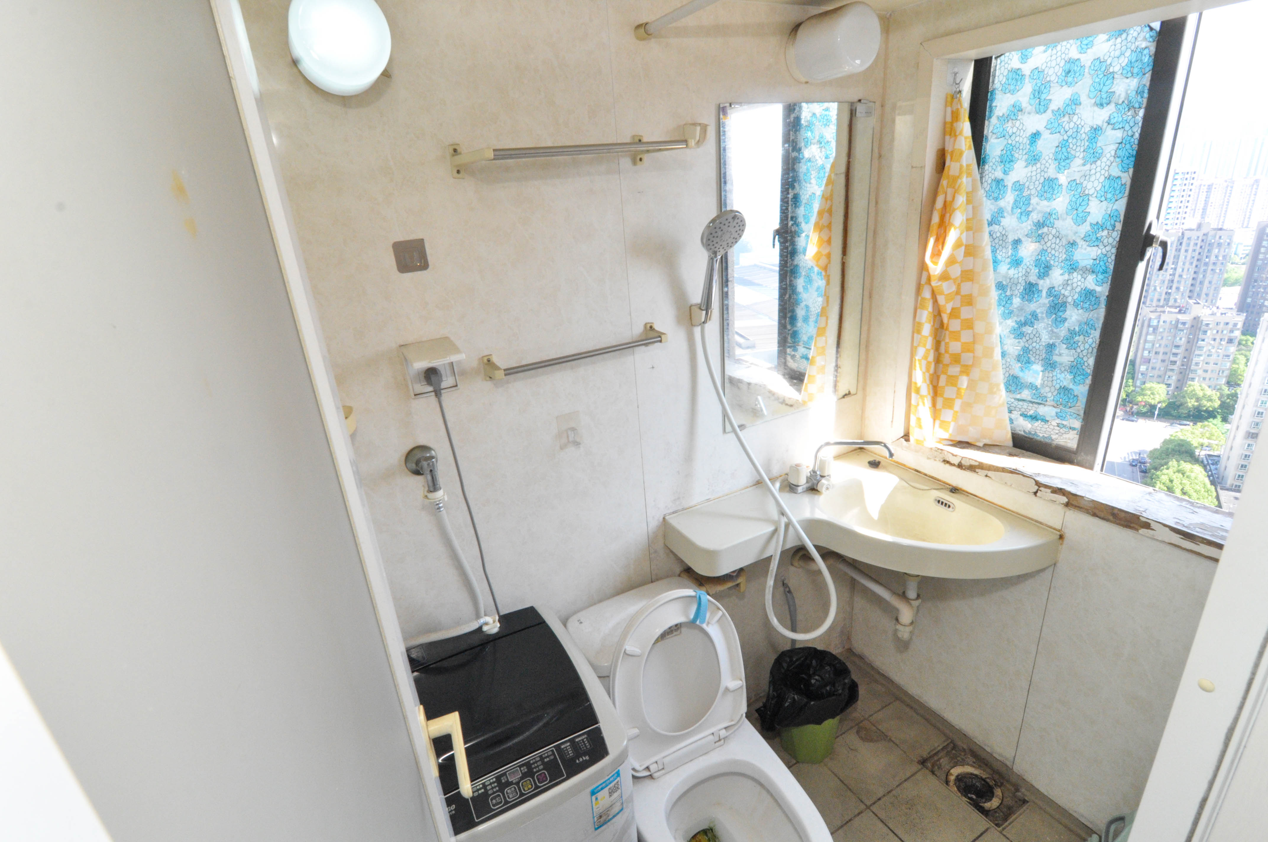 建安像素汇  1室1厅1卫   19.00万卫生间