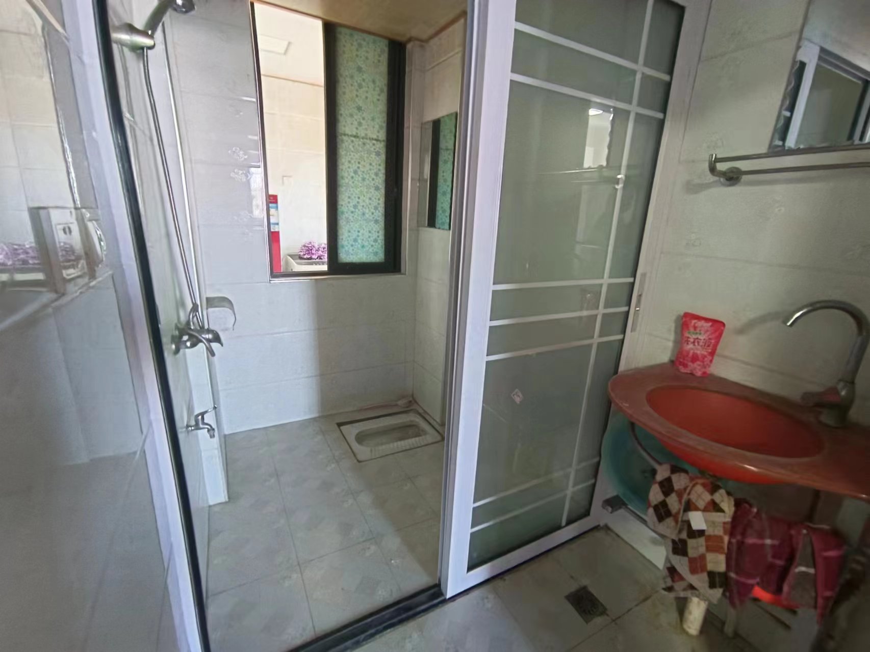 圣华名城建设北路110号  2室2厅1卫    36.8万 圣华名城建设北路110号  2室2厅1卫    36.8万室内图