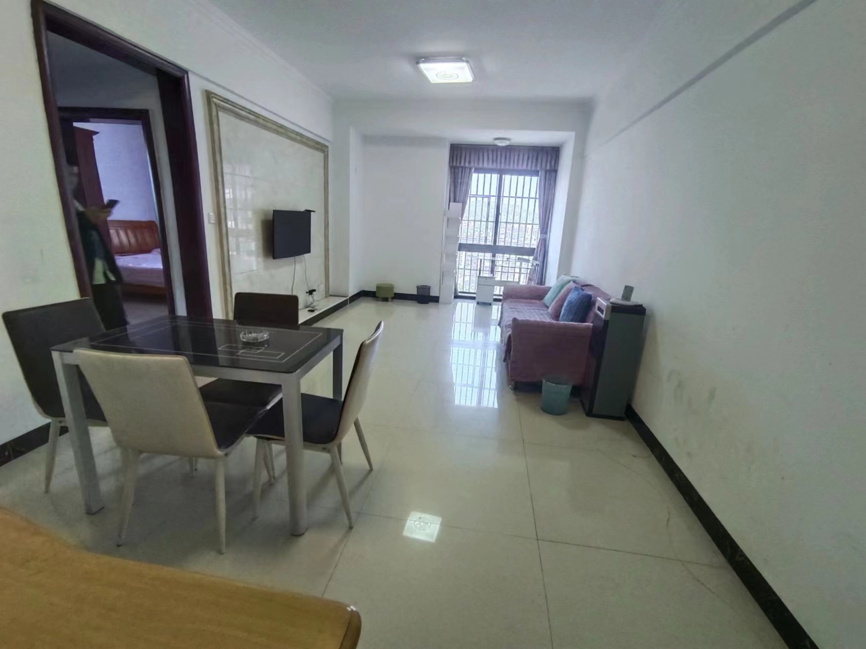 圣华名城建设北路110号  2室2厅1卫    36.8万 圣华名城建设北路110号  2室2厅1卫    36.8万室内图