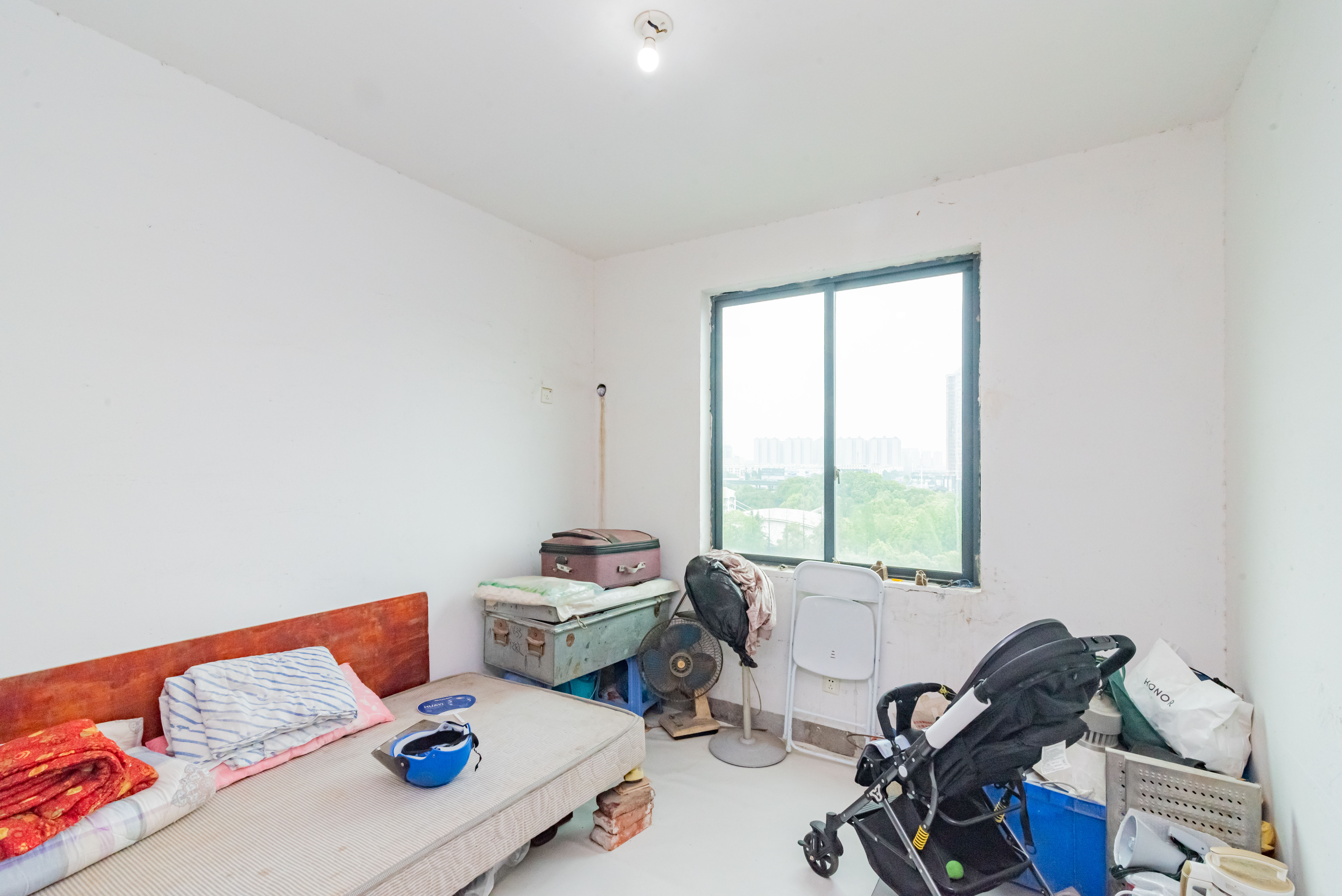 申湘宽境 3室2厅1卫 71.80万 申湘宽境 3室2厅1卫 71.80万卧室