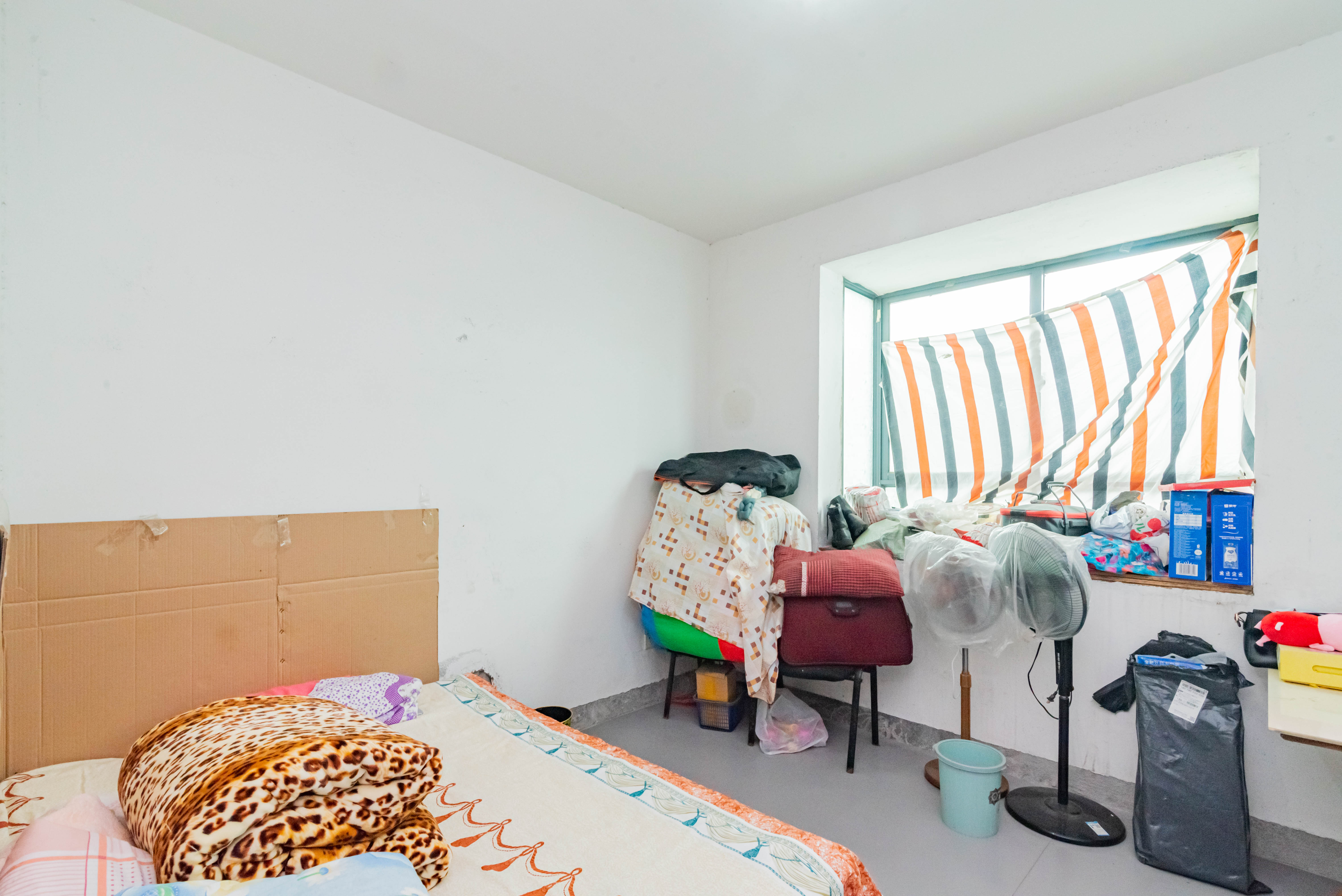 申湘宽境 3室2厅1卫 71.80万 申湘宽境 3室2厅1卫 71.80万卧室