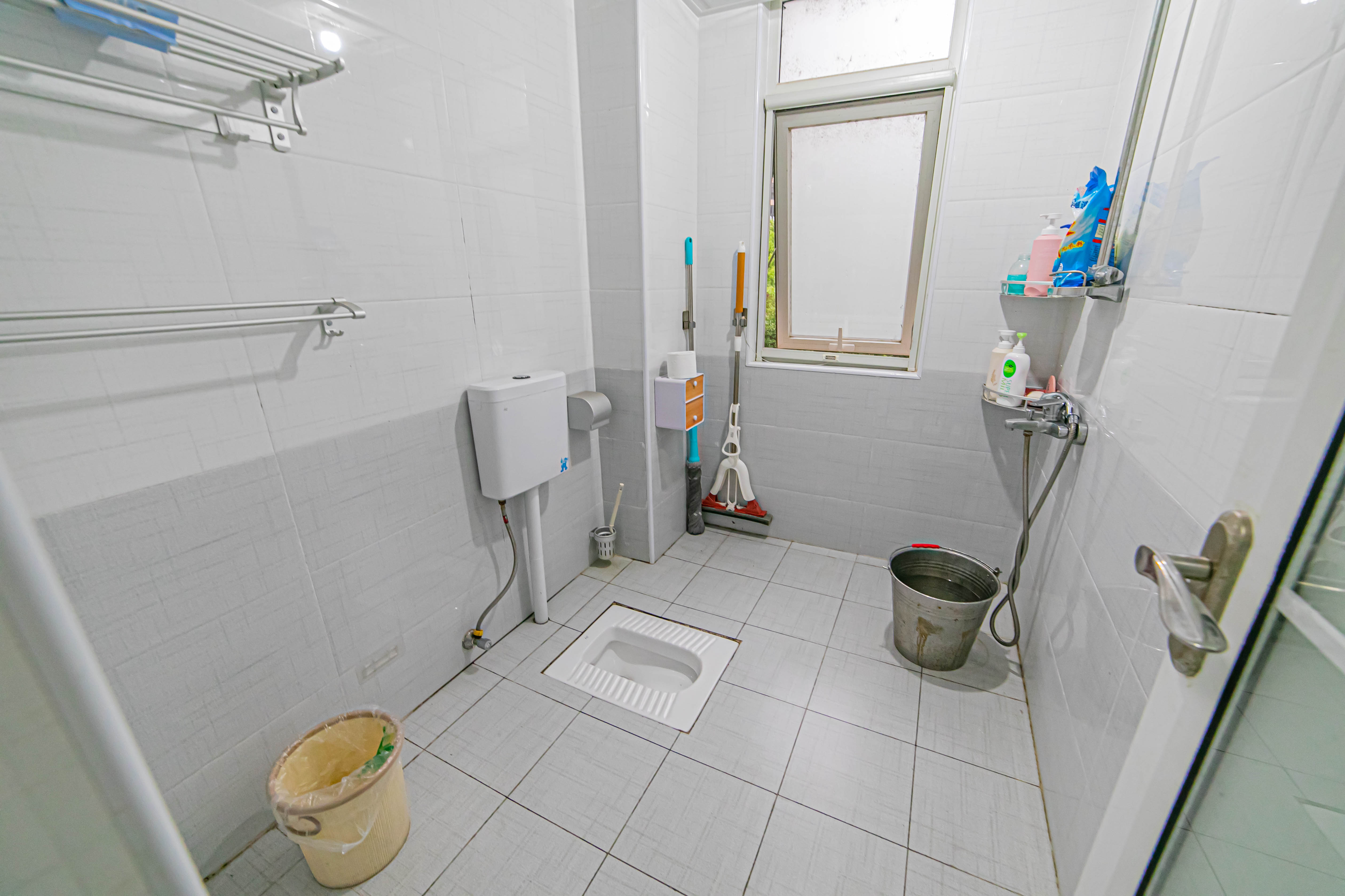 北辰三角洲E4区 4室2厅2卫 160.00万 北辰三角洲E4区 4室2厅2卫 160.00万卫生间