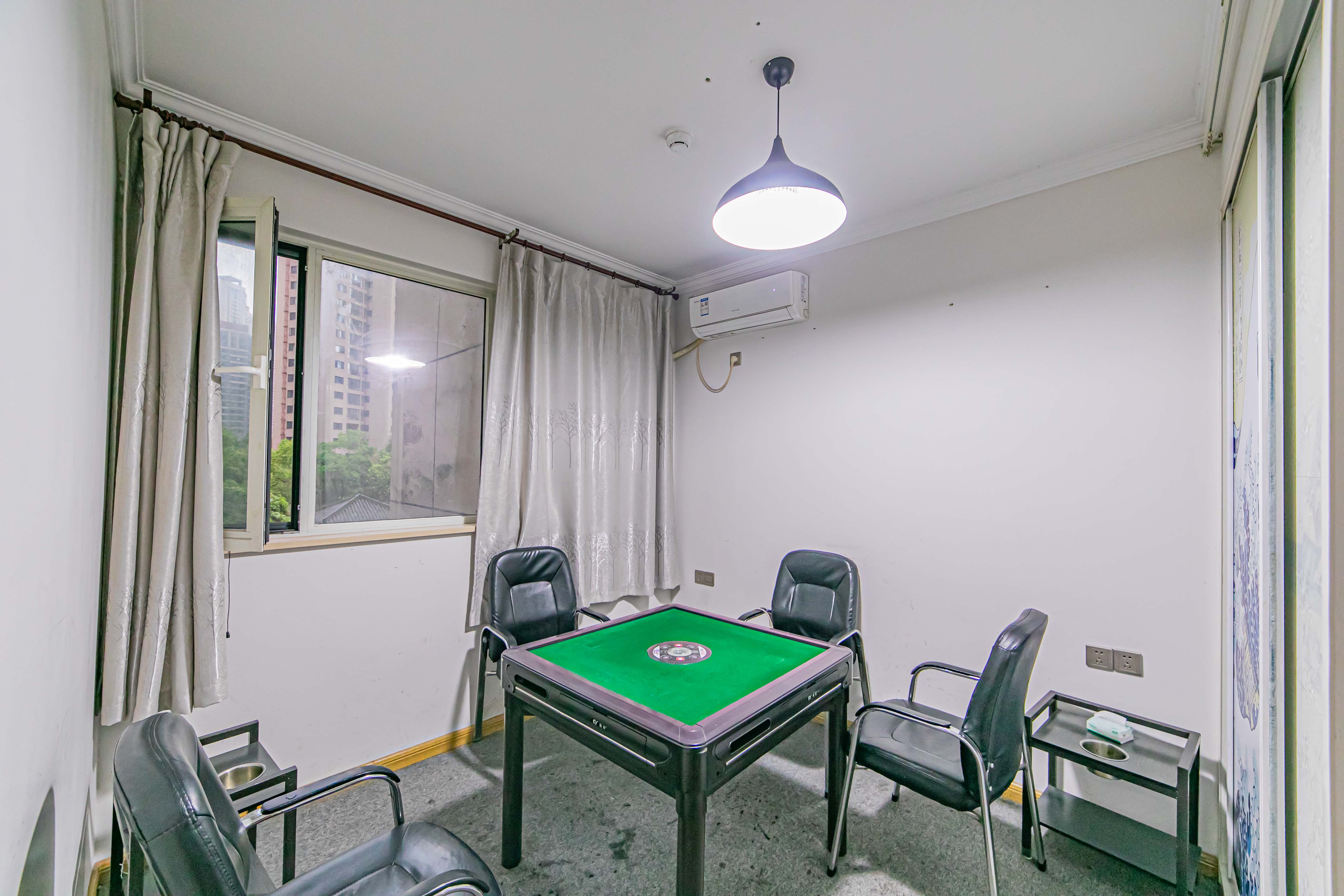 北辰三角洲E4区 4室2厅2卫 160.00万 北辰三角洲E4区 4室2厅2卫 160.00万卧室