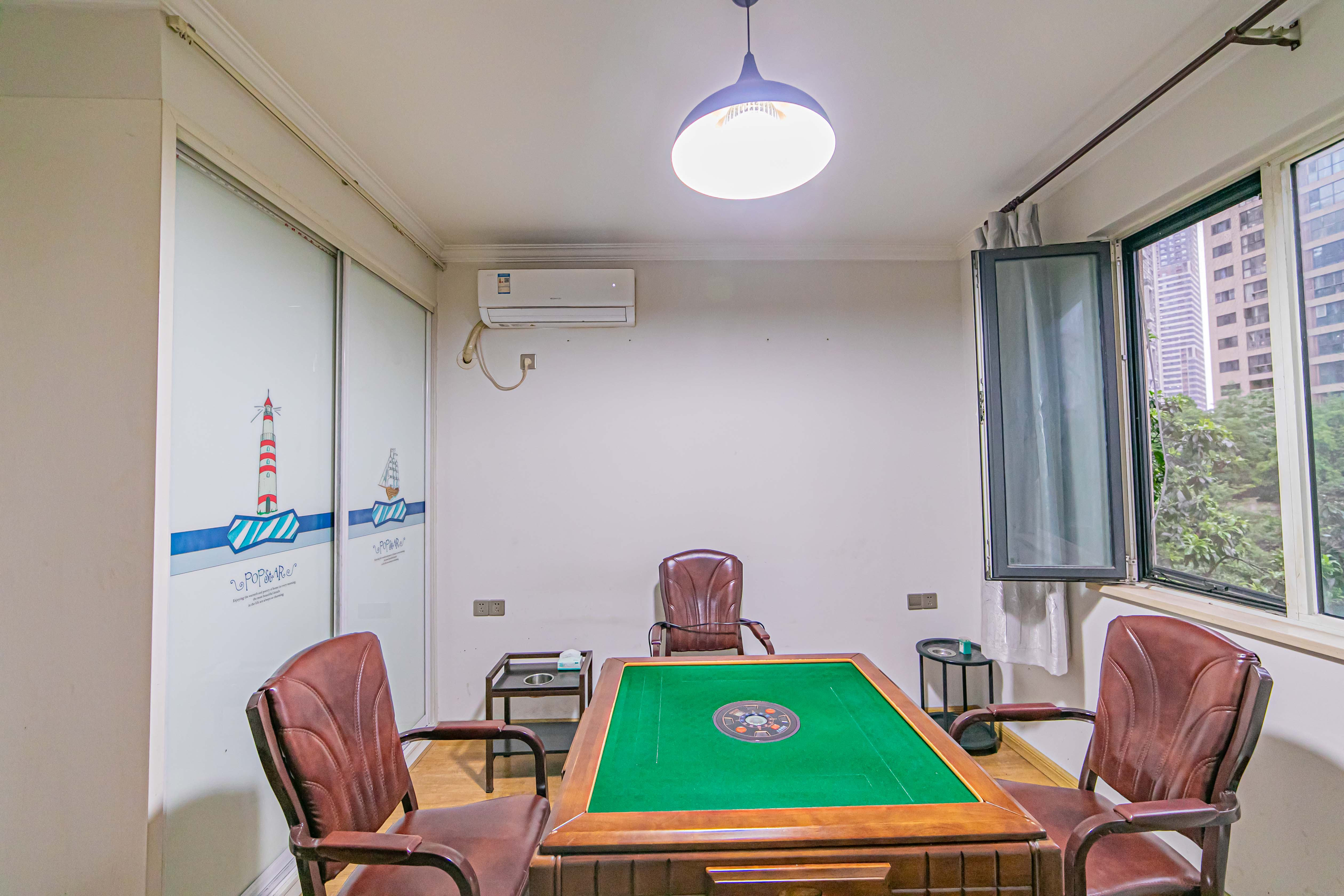 北辰三角洲E4区 4室2厅2卫 160.00万 北辰三角洲E4区 4室2厅2卫 160.00万卧室