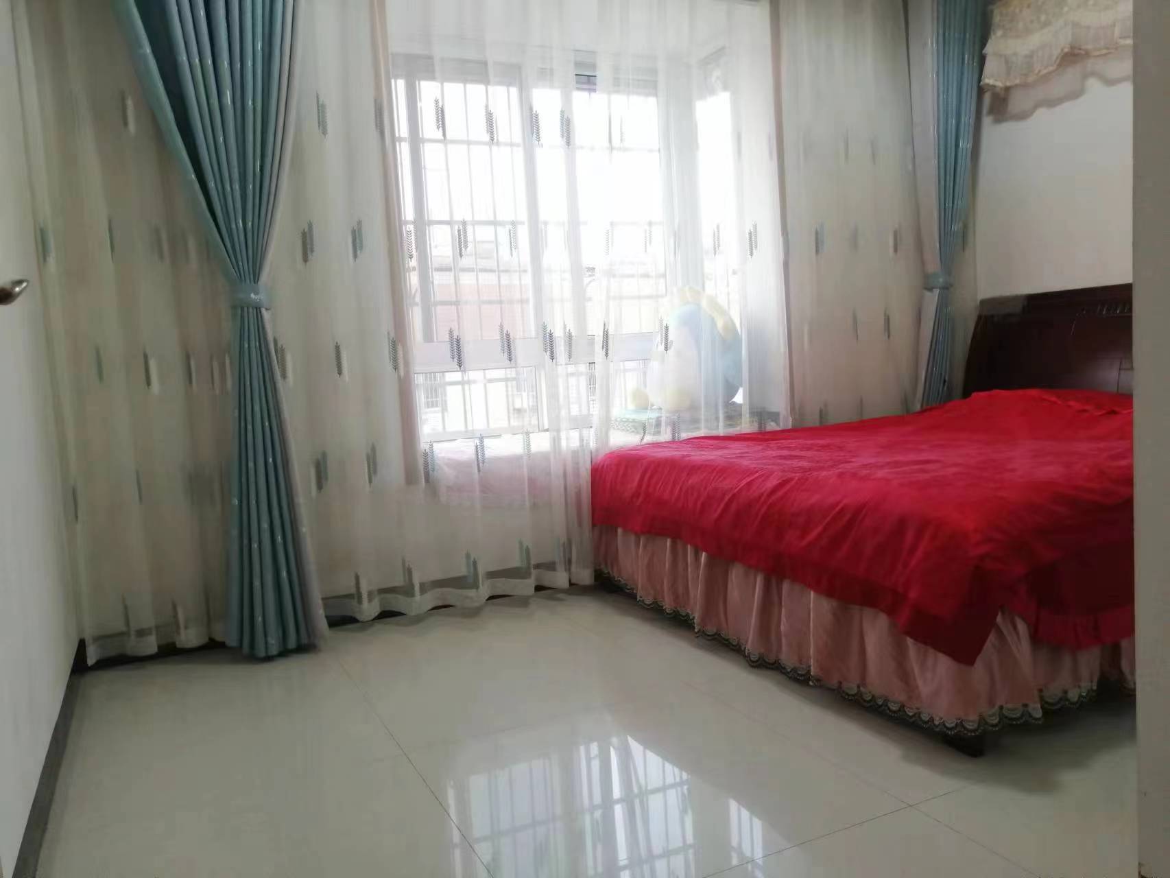 庆云山路君逸商住楼 3室2厅1卫 46.80万 庆云山路君逸商住楼 3室2厅1卫 46.80万室内图