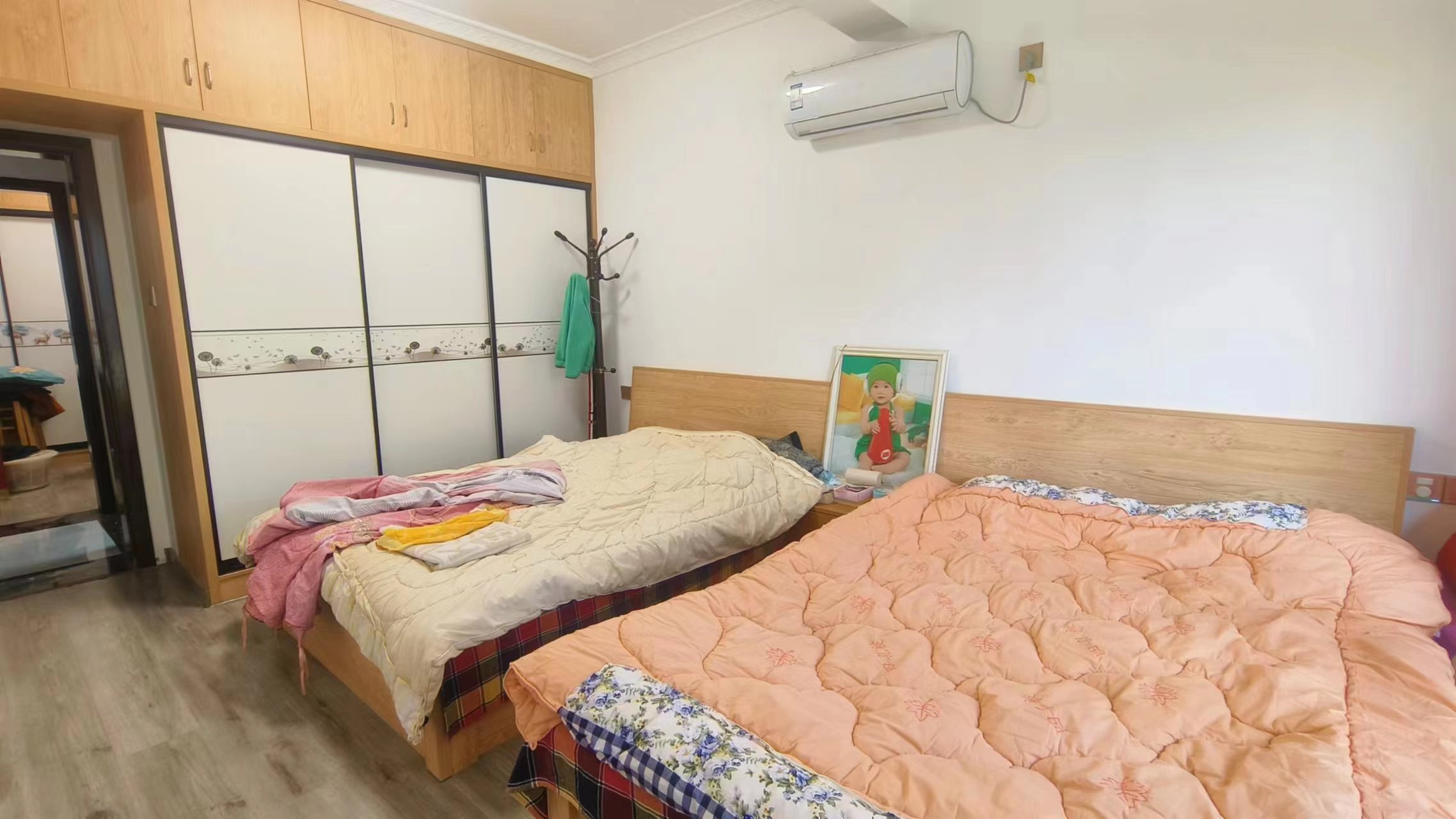 山水洲城华晨第一城 3室2厅1卫 67.0万 山水洲城华晨第一城 3室2厅1卫 67.0万室内图