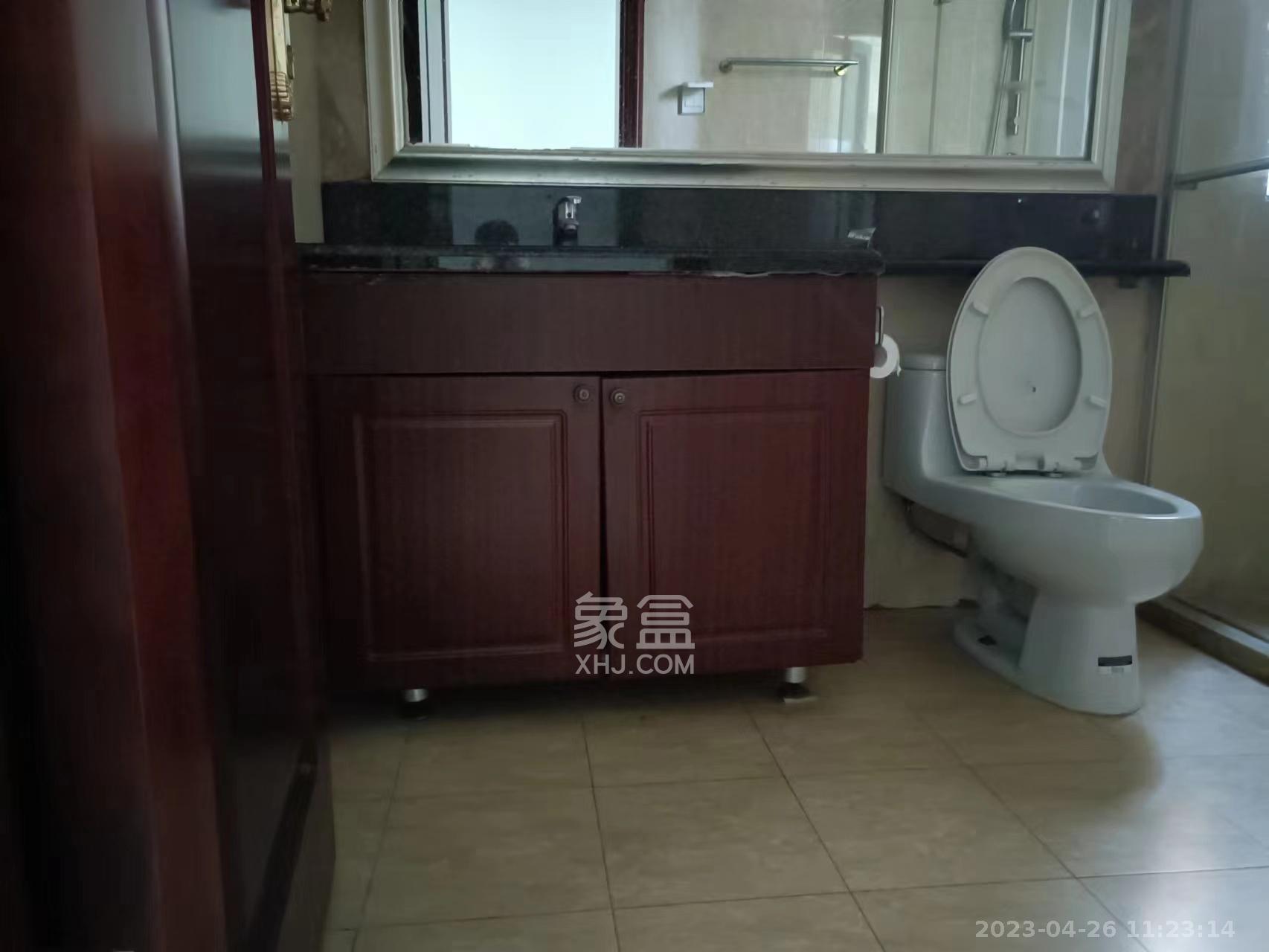 恒大名都  4室2厅2卫   4000.00元/月室内图