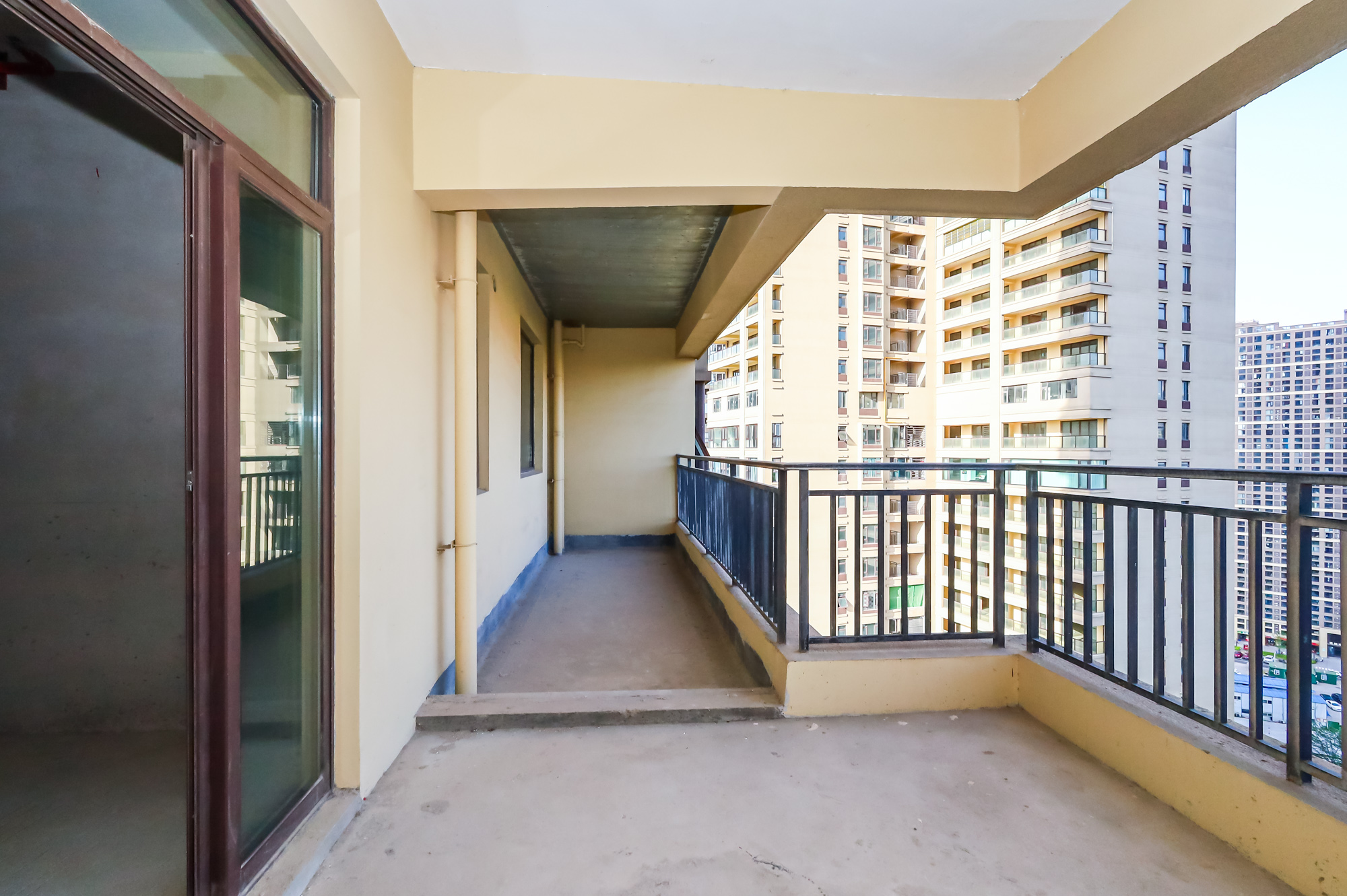 中建江山壹号  5室2厅2卫    780.0万 中建江山壹号  5室2厅2卫    780.0万阳台