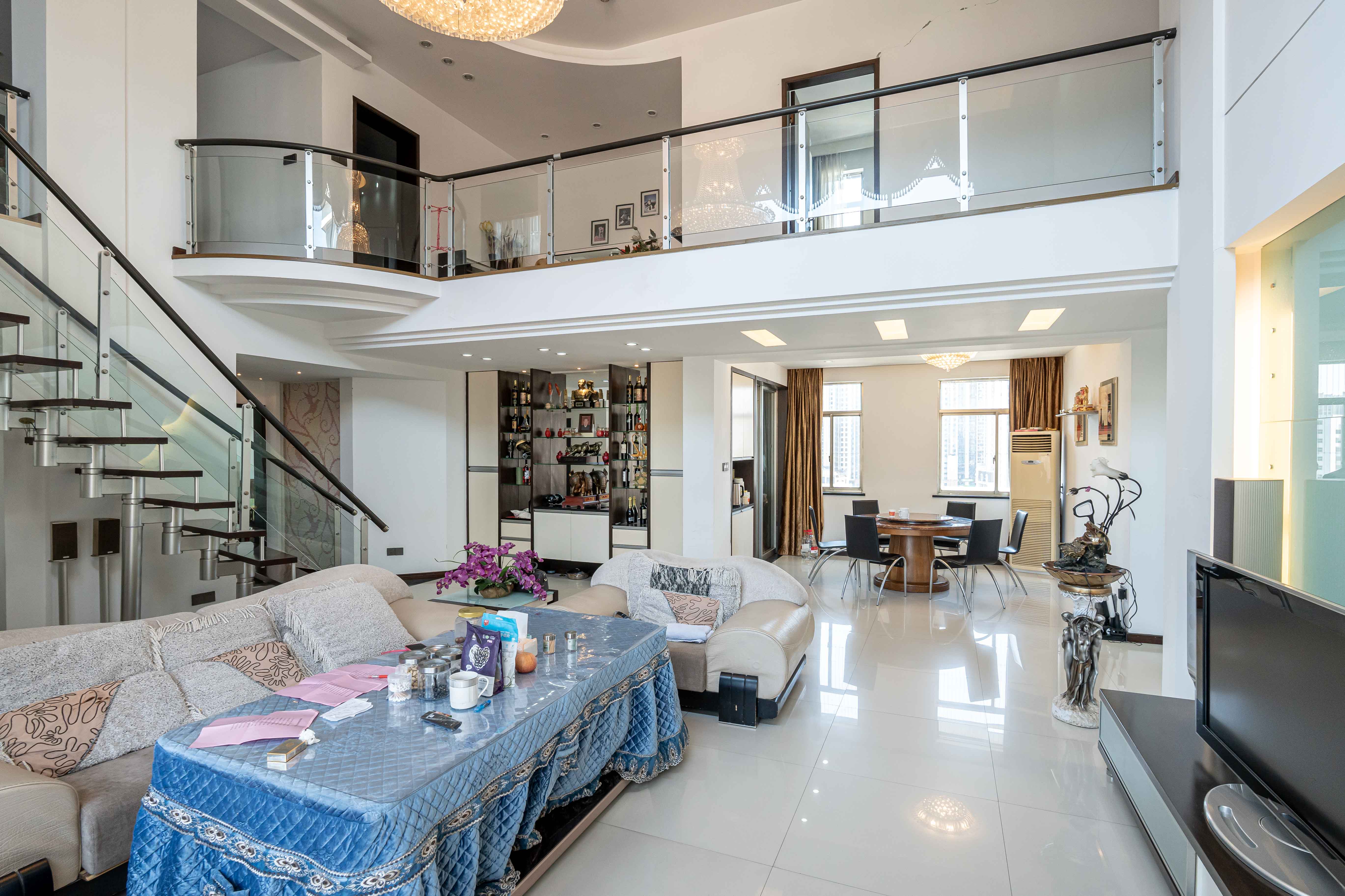 新星小区  7室2厅4卫   278.00万 新星小区  7室2厅4卫   278.00万