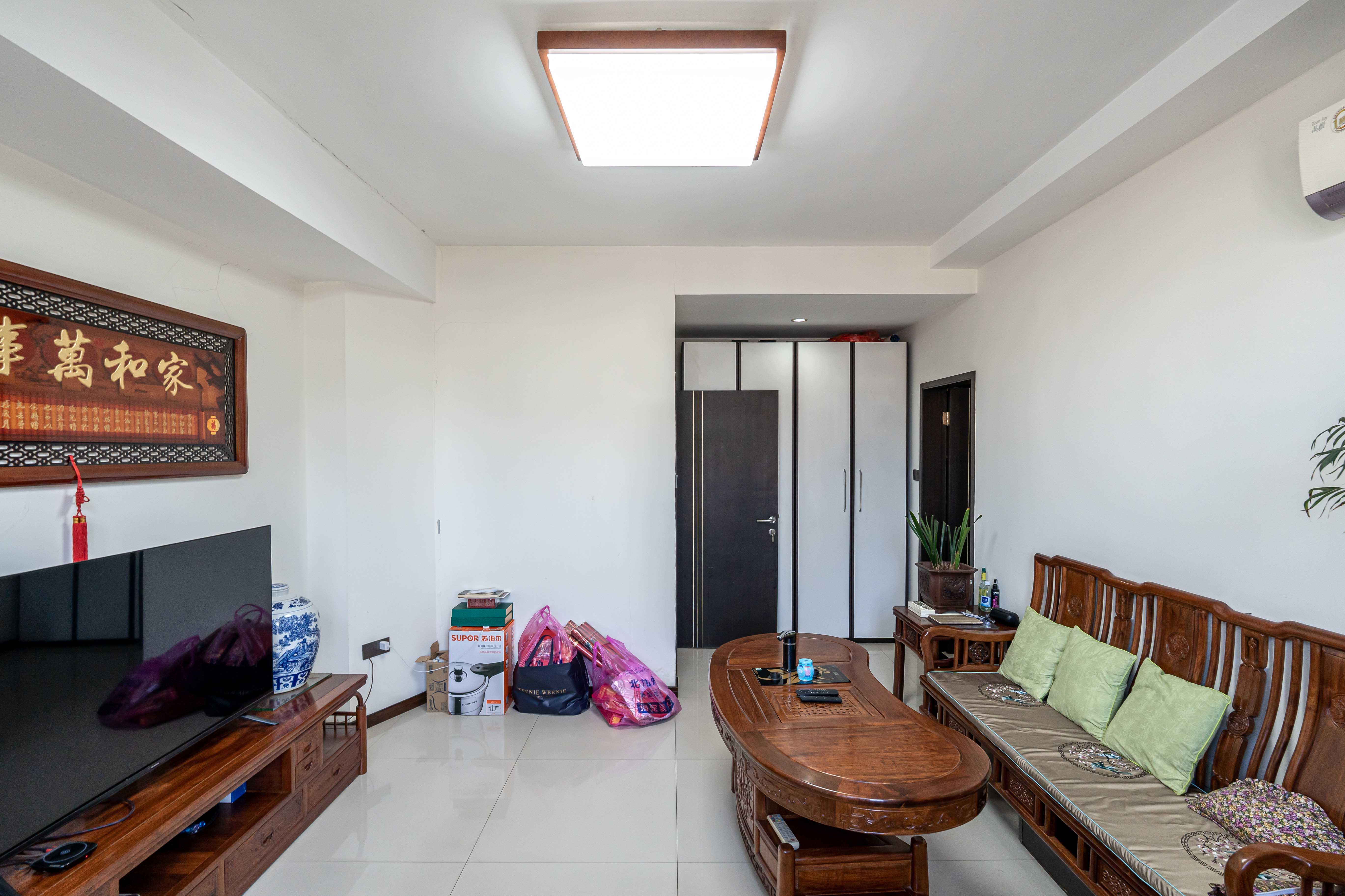 新星小区 7室2厅4卫 278.00万 新星小区 7室2厅4卫 278.00万卧室