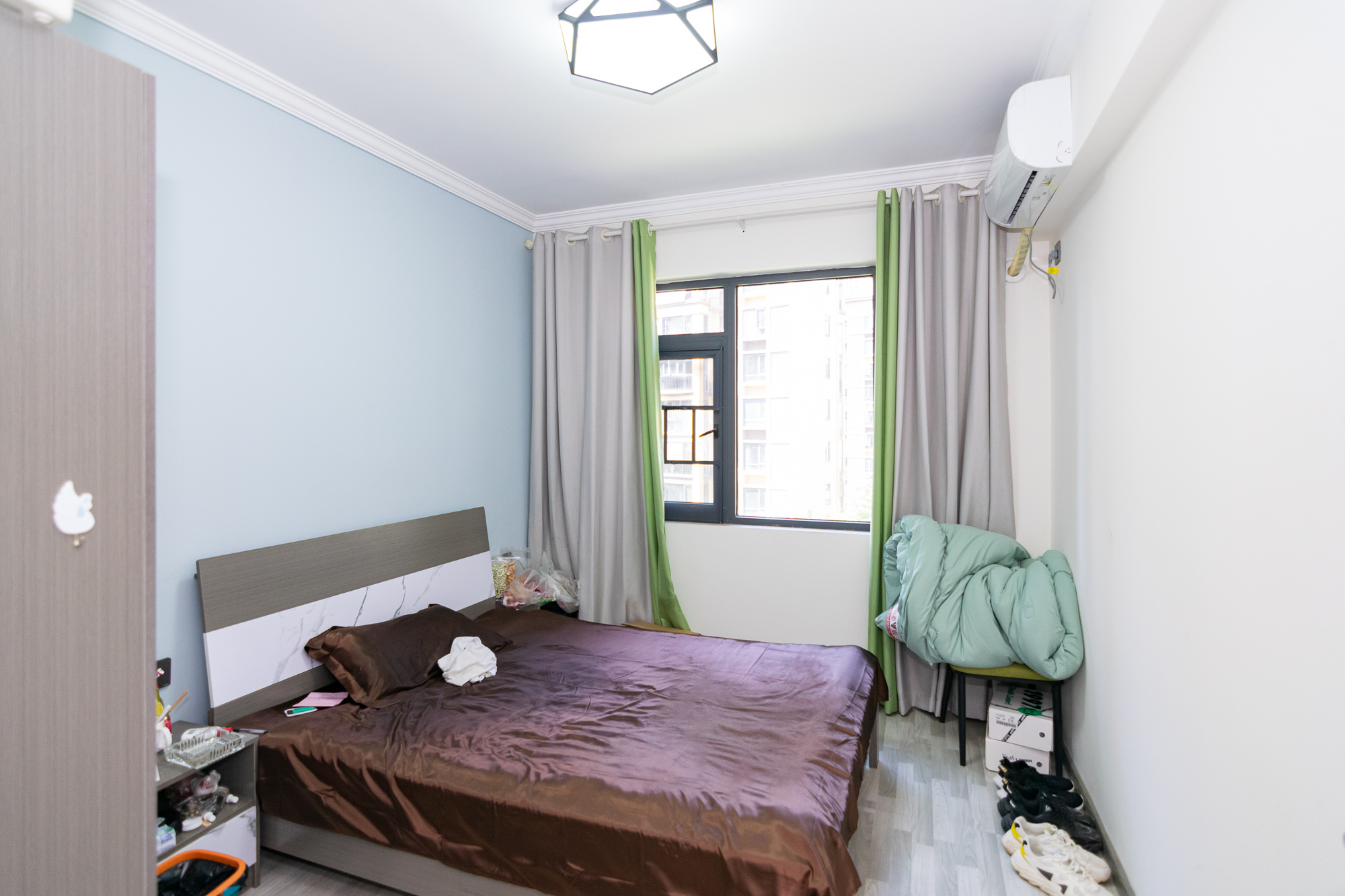 澳海谷山府 5室2厅2卫 125.80万 澳海谷山府 5室2厅2卫 125.80万卧室