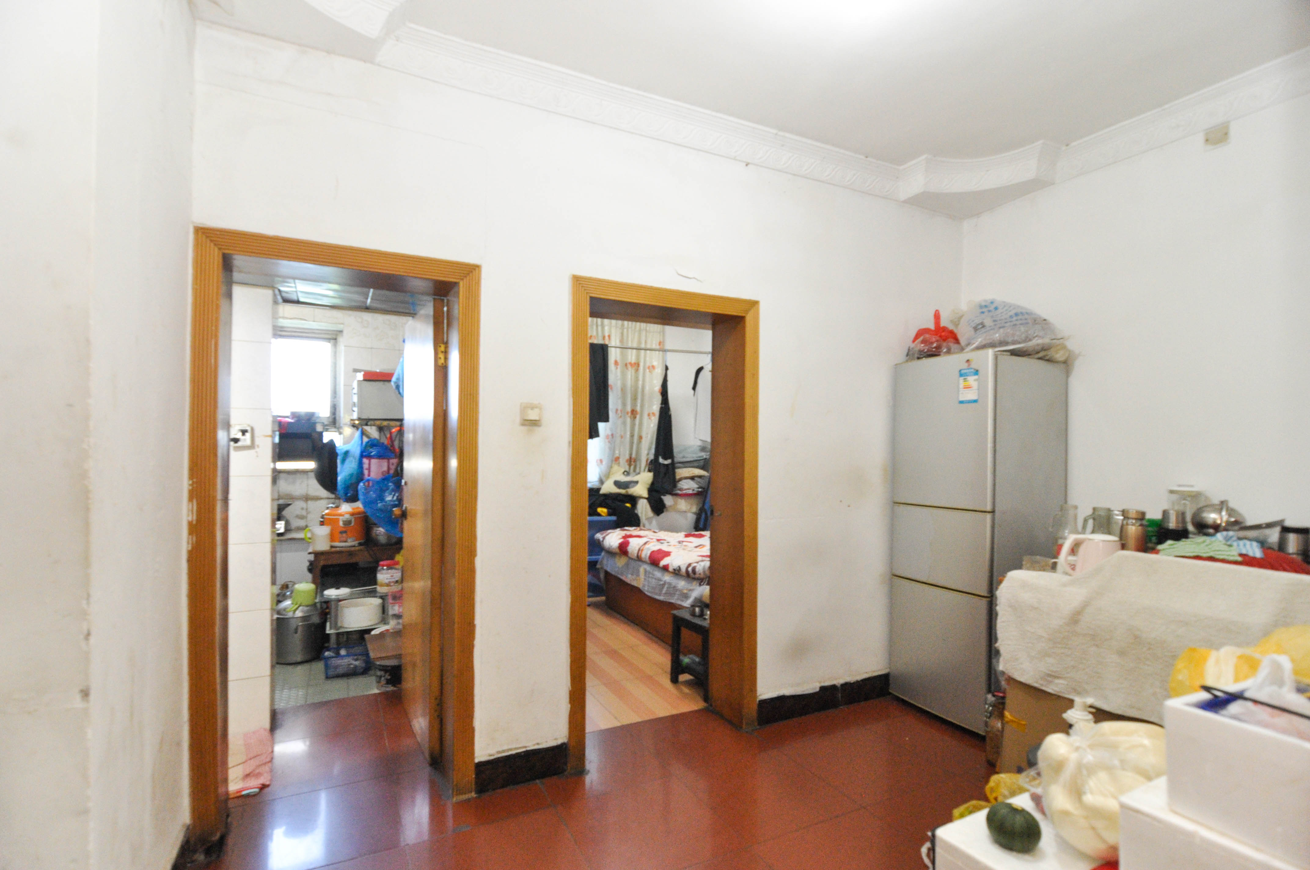 欣欣新村  2室2厅1卫   58.90万客厅