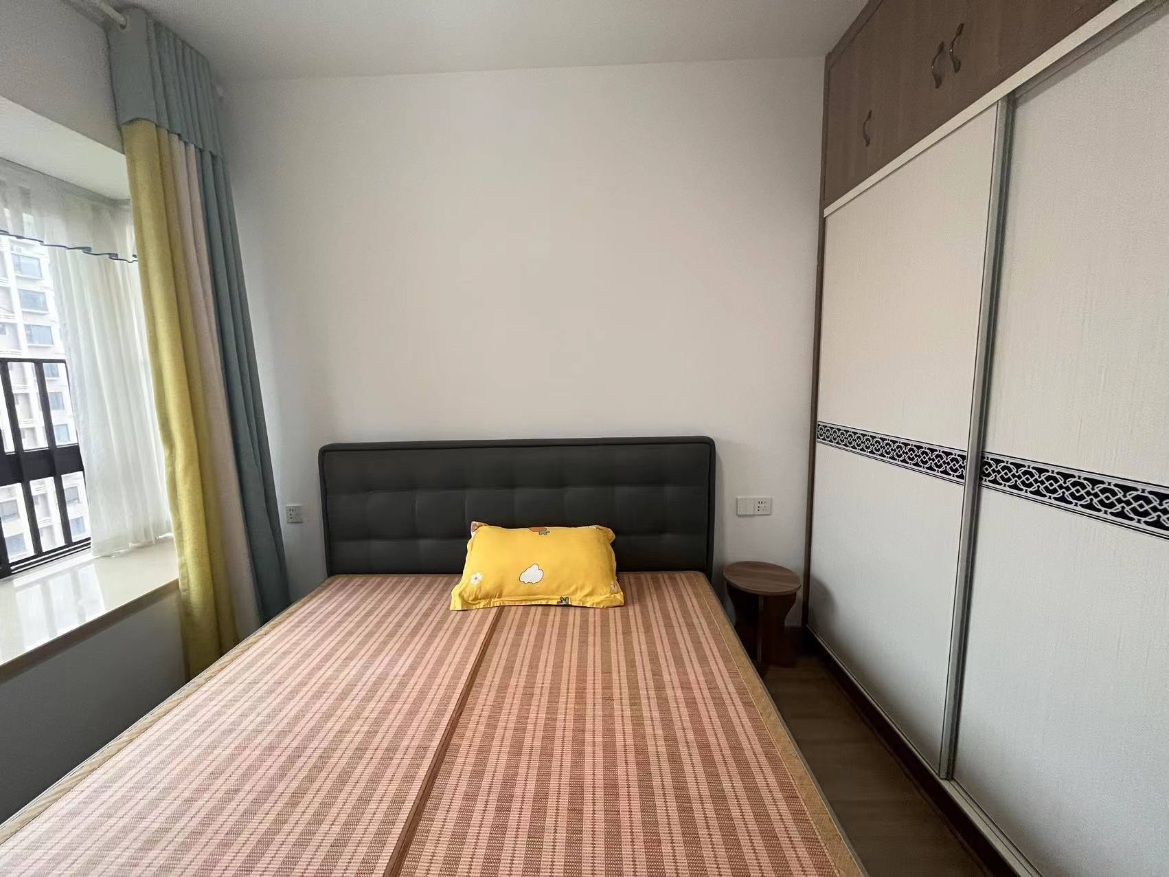 蓝溪谷  3室2厅2卫   82.00万 蓝溪谷  3室2厅2卫   82.00万室内图