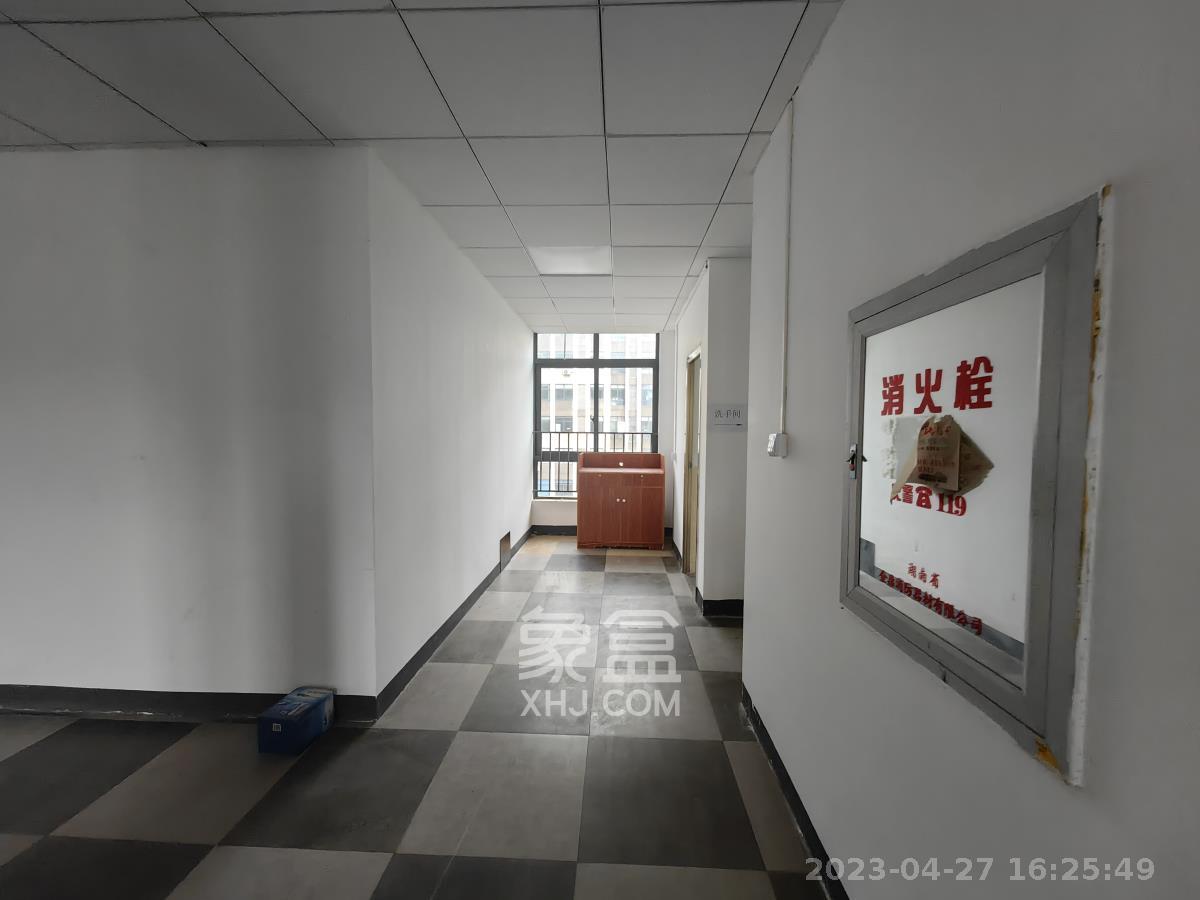 国际企业中心  1室1厅1卫   8500.00元/月室内图