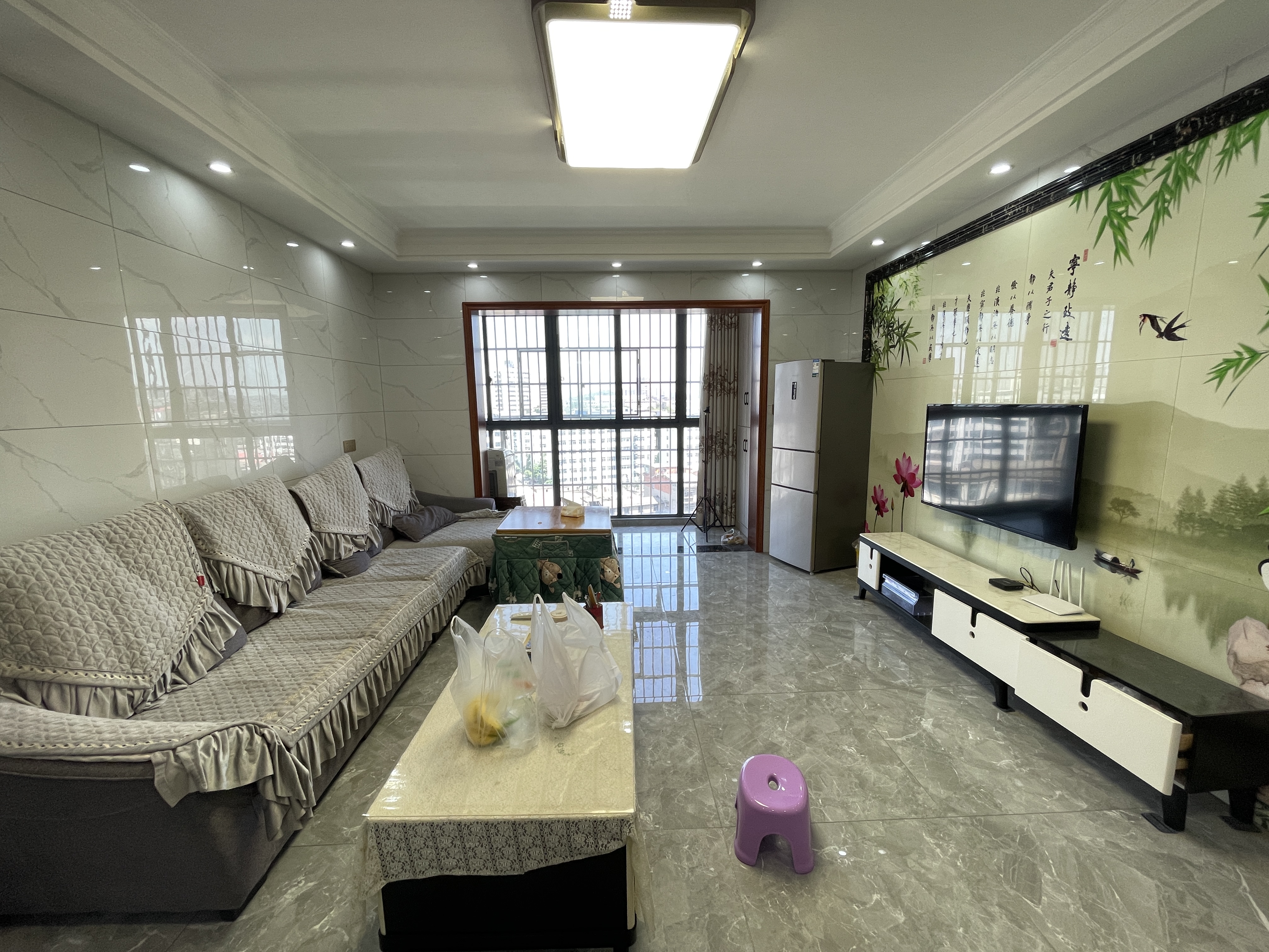 芦淞区荷叶名苑 4室2厅2卫 72.00万 芦淞区荷叶名苑 4室2厅2卫 72.00万室内图