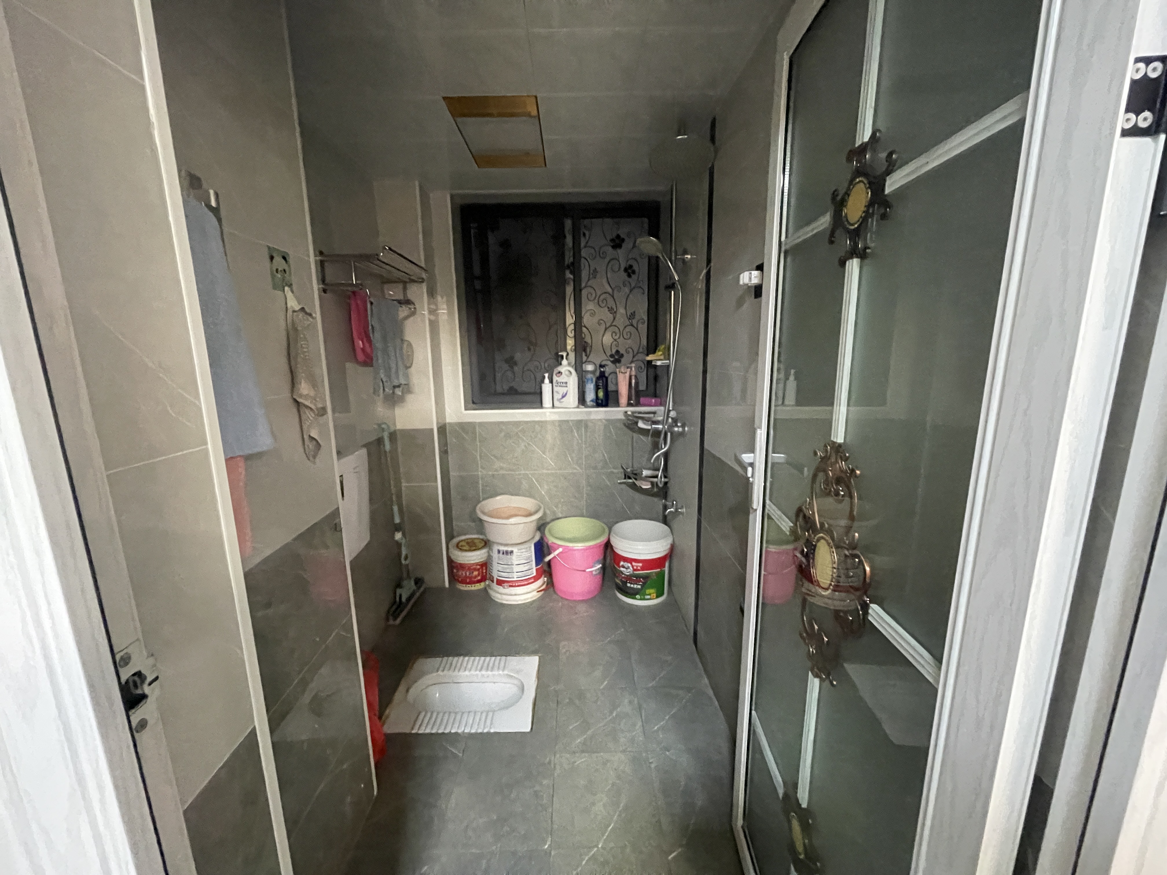 芦淞区荷叶名苑 4室2厅2卫 72.00万 芦淞区荷叶名苑 4室2厅2卫 72.00万室内图