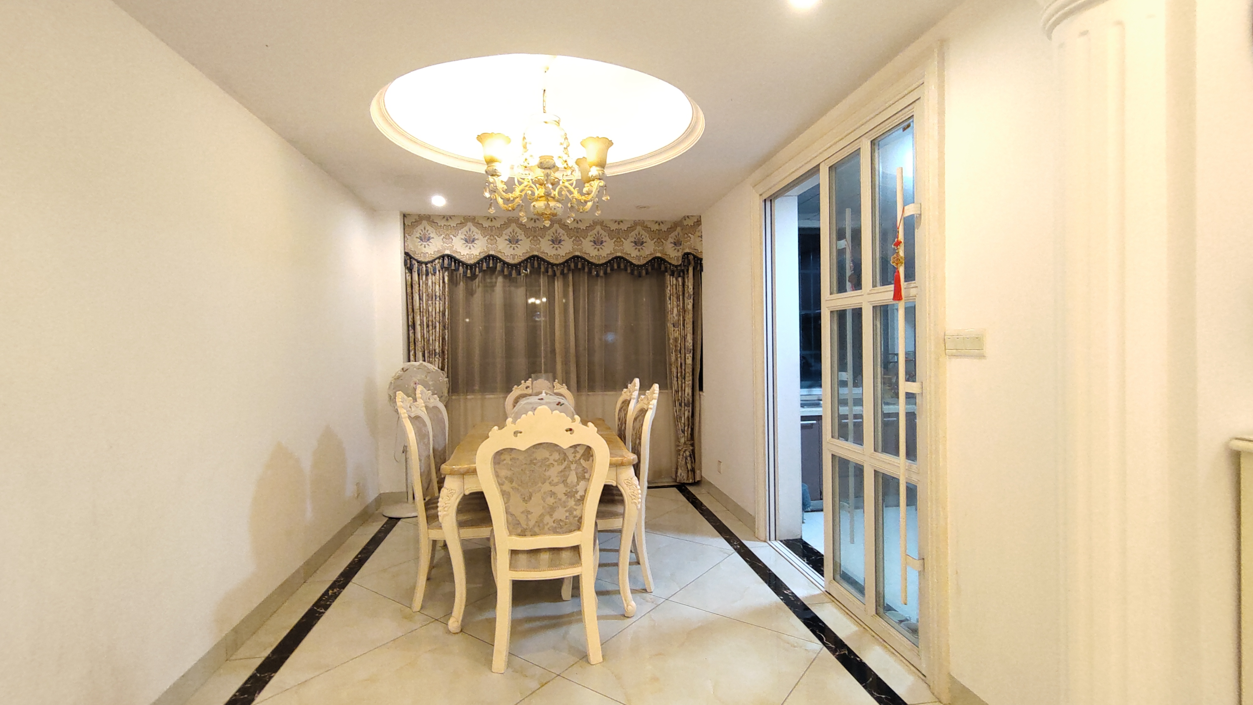 金质颐园  3室2厅2卫    96.0万 金质颐园  3室2厅2卫    96.0万室内图