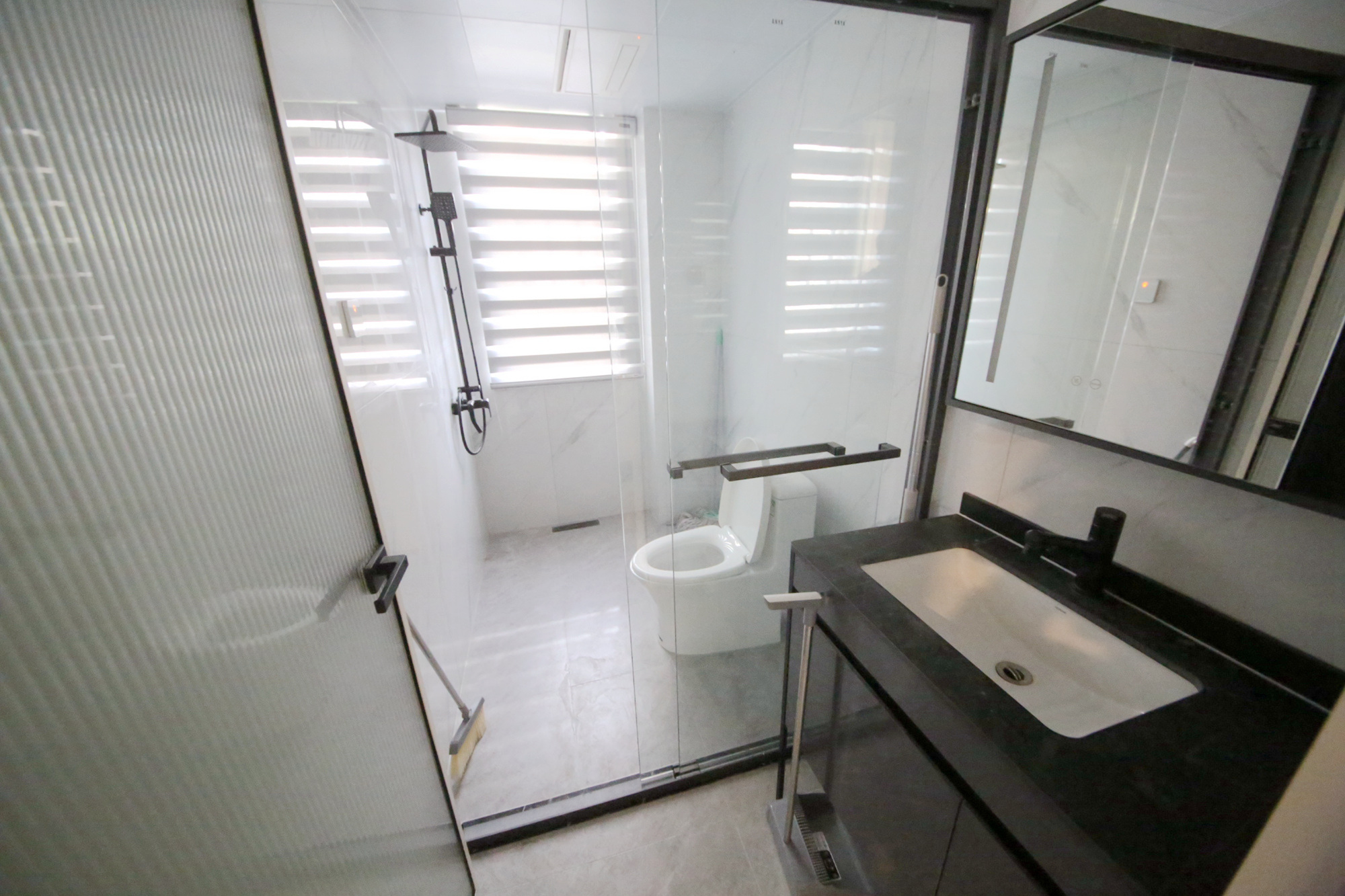 雨花公馆(紫苔名苑)  4室2厅1卫    185.0万卫生间