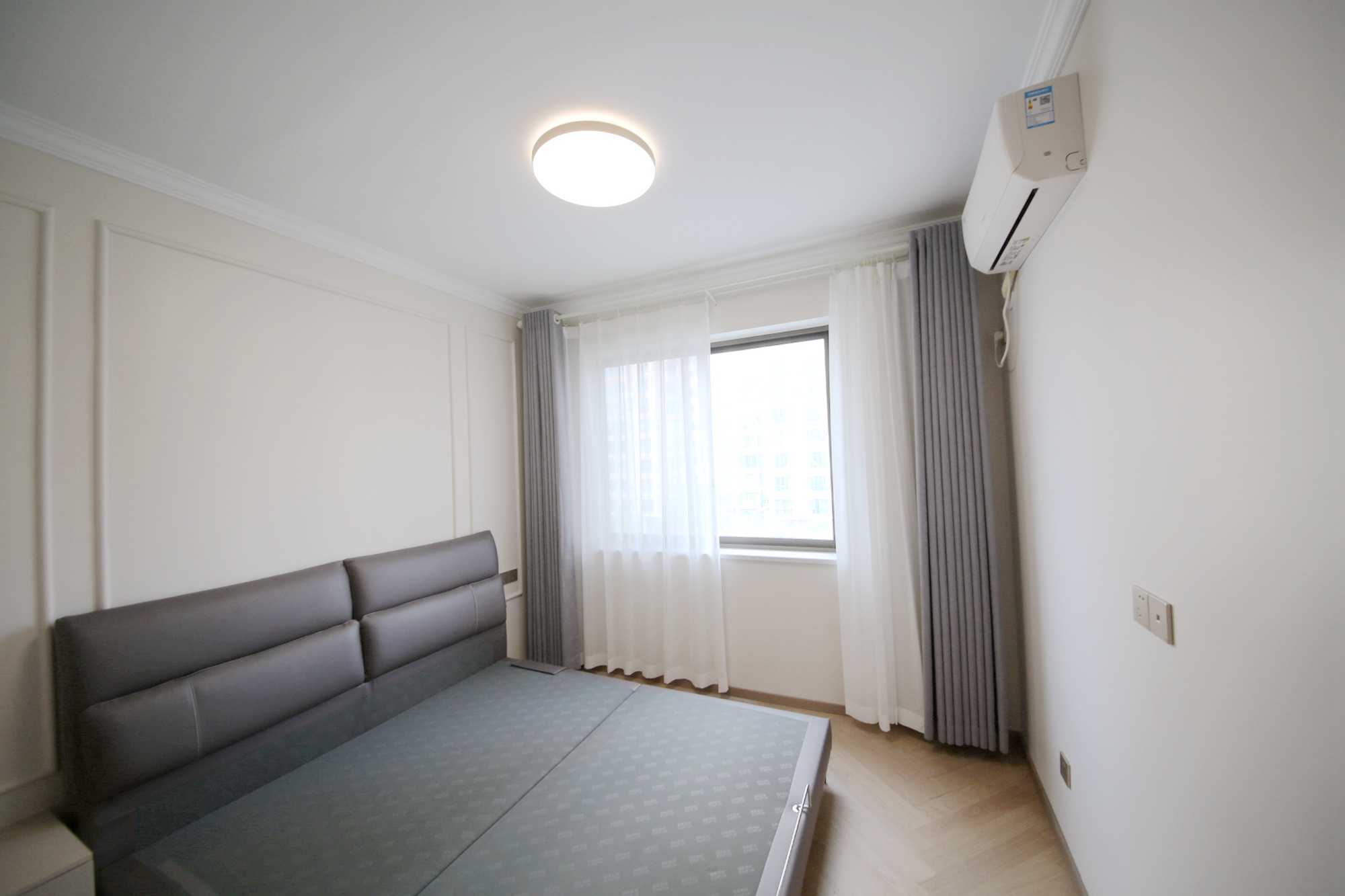 雨花公馆(紫苔名苑)  4室2厅1卫    185.0万卧室