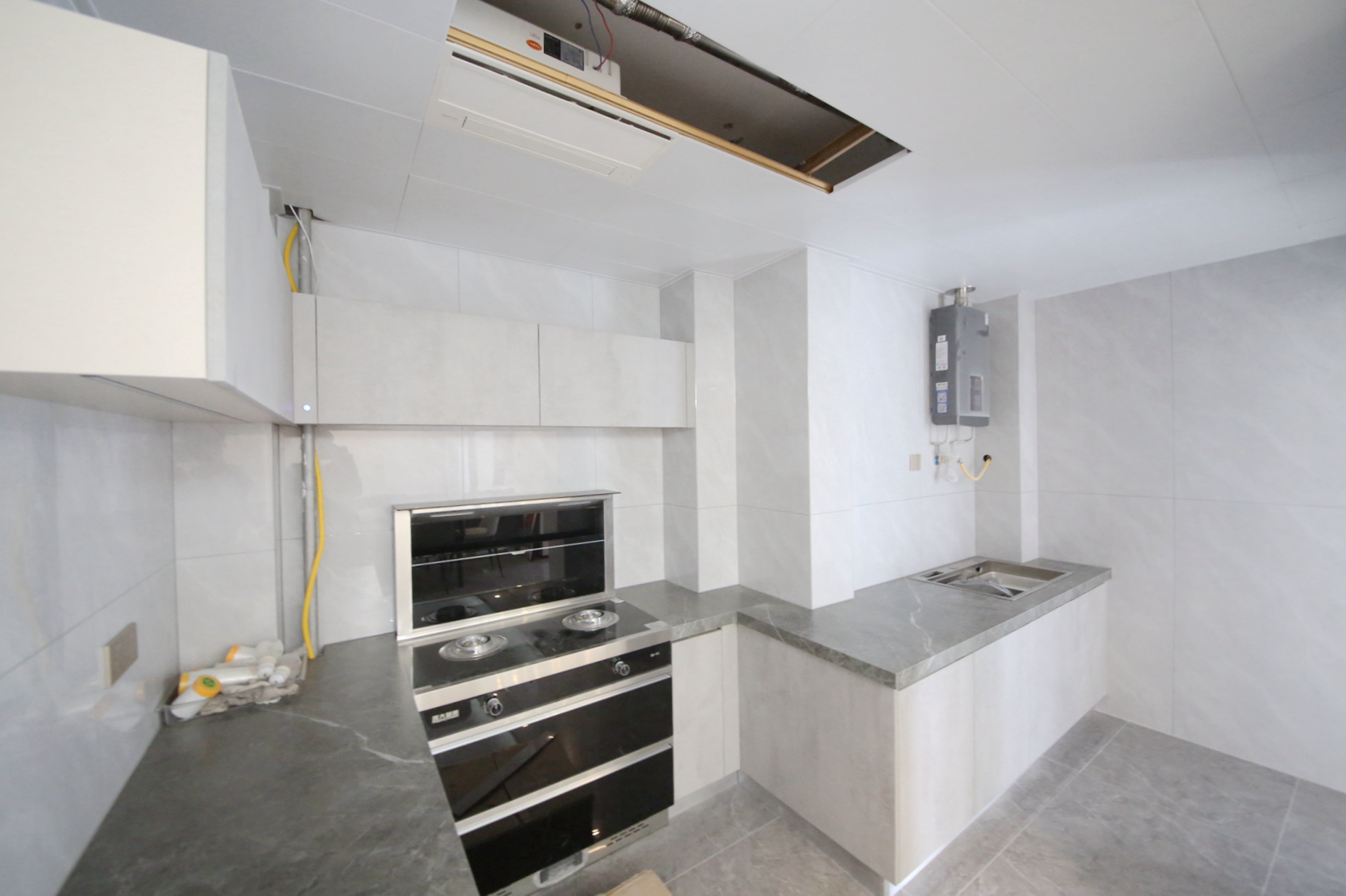 雨花公馆(紫苔名苑)  4室2厅1卫    185.0万厨房