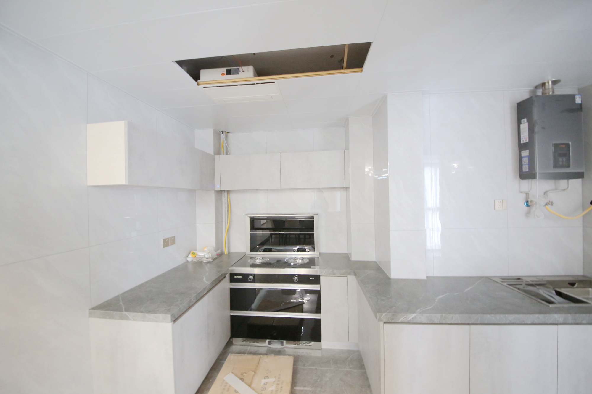 雨花公馆(紫苔名苑)  4室2厅1卫    185.0万厨房