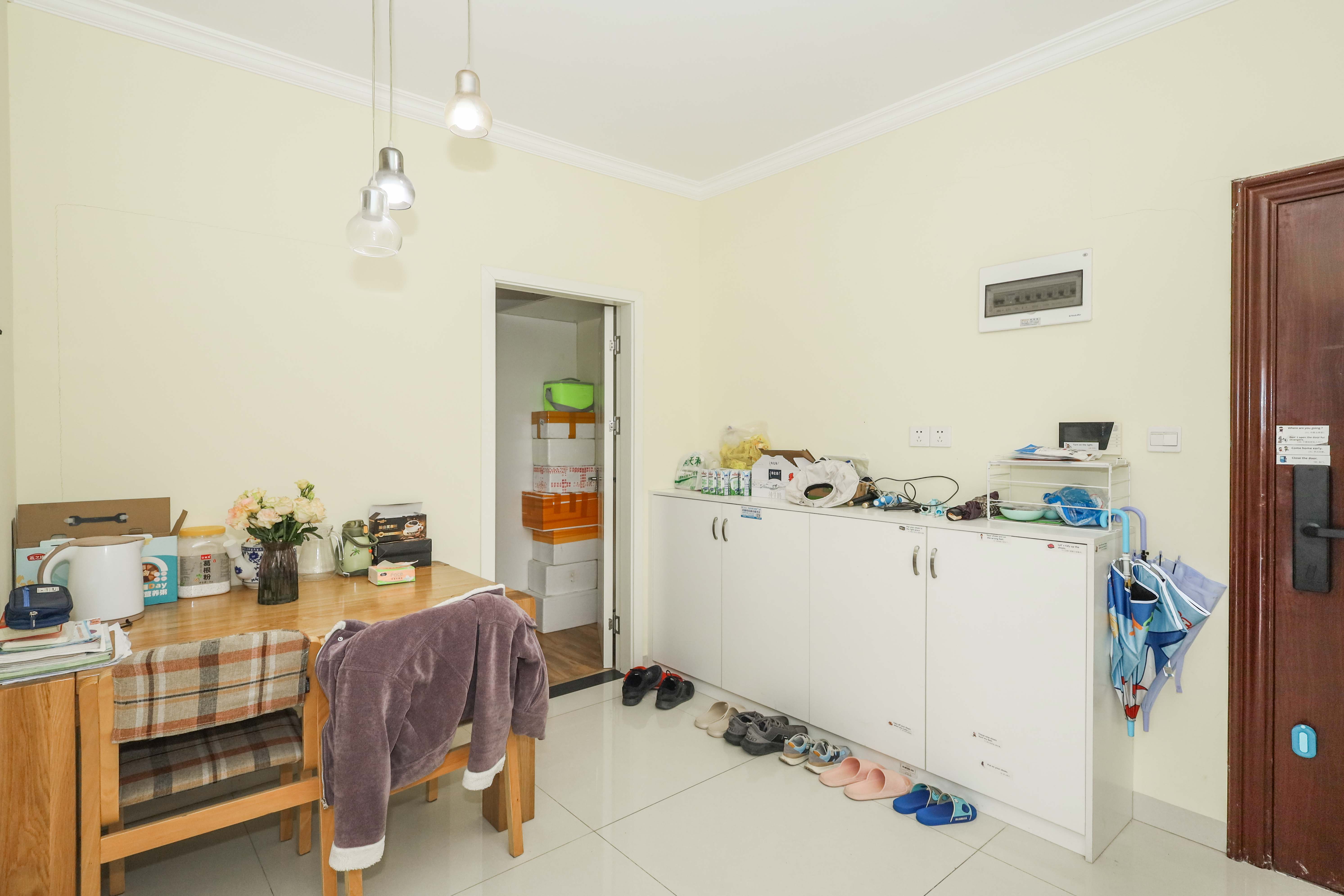 梅溪鑫苑名家  3室2厅1卫    115.0万客厅