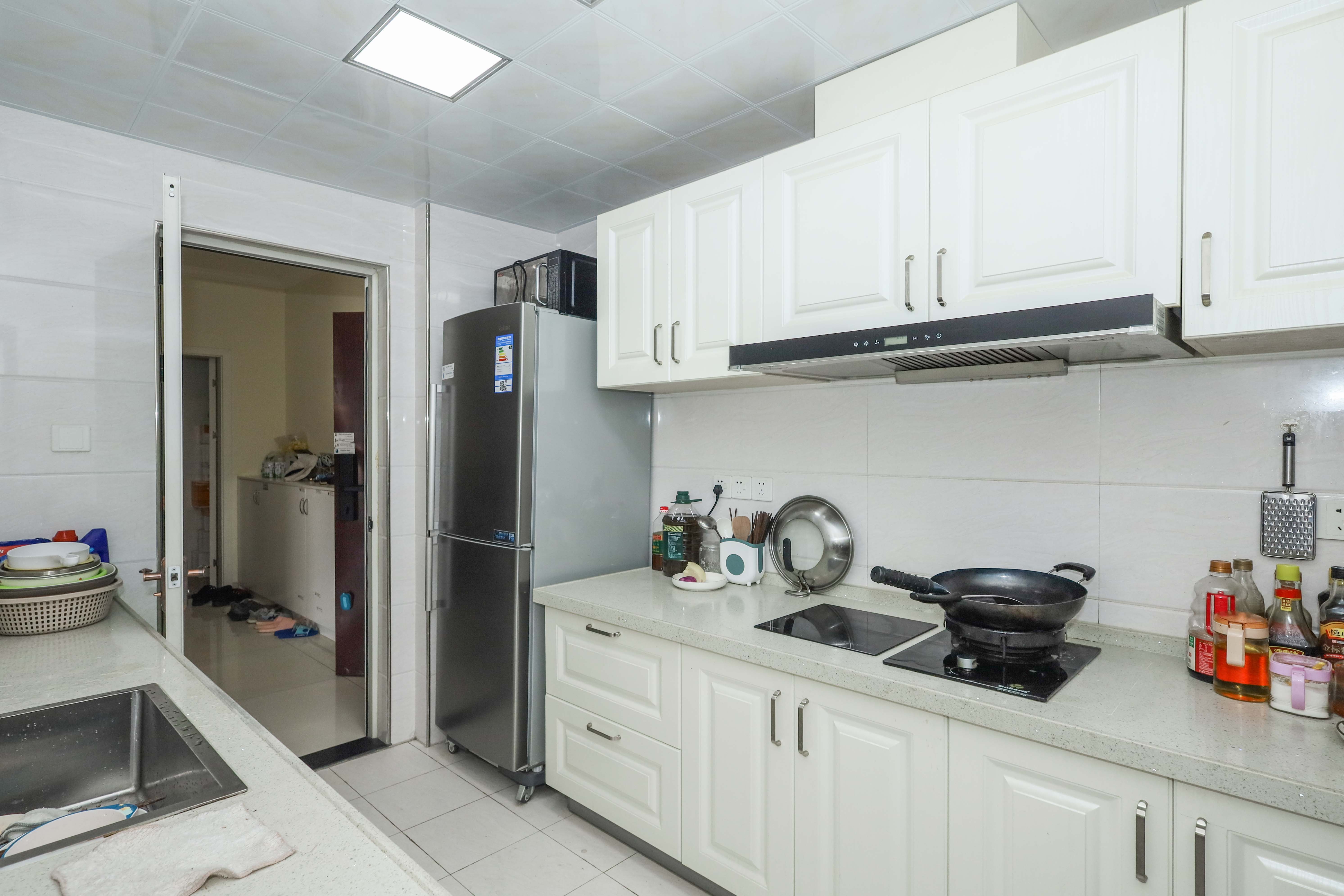 梅溪鑫苑名家  3室2厅1卫    115.0万厨房