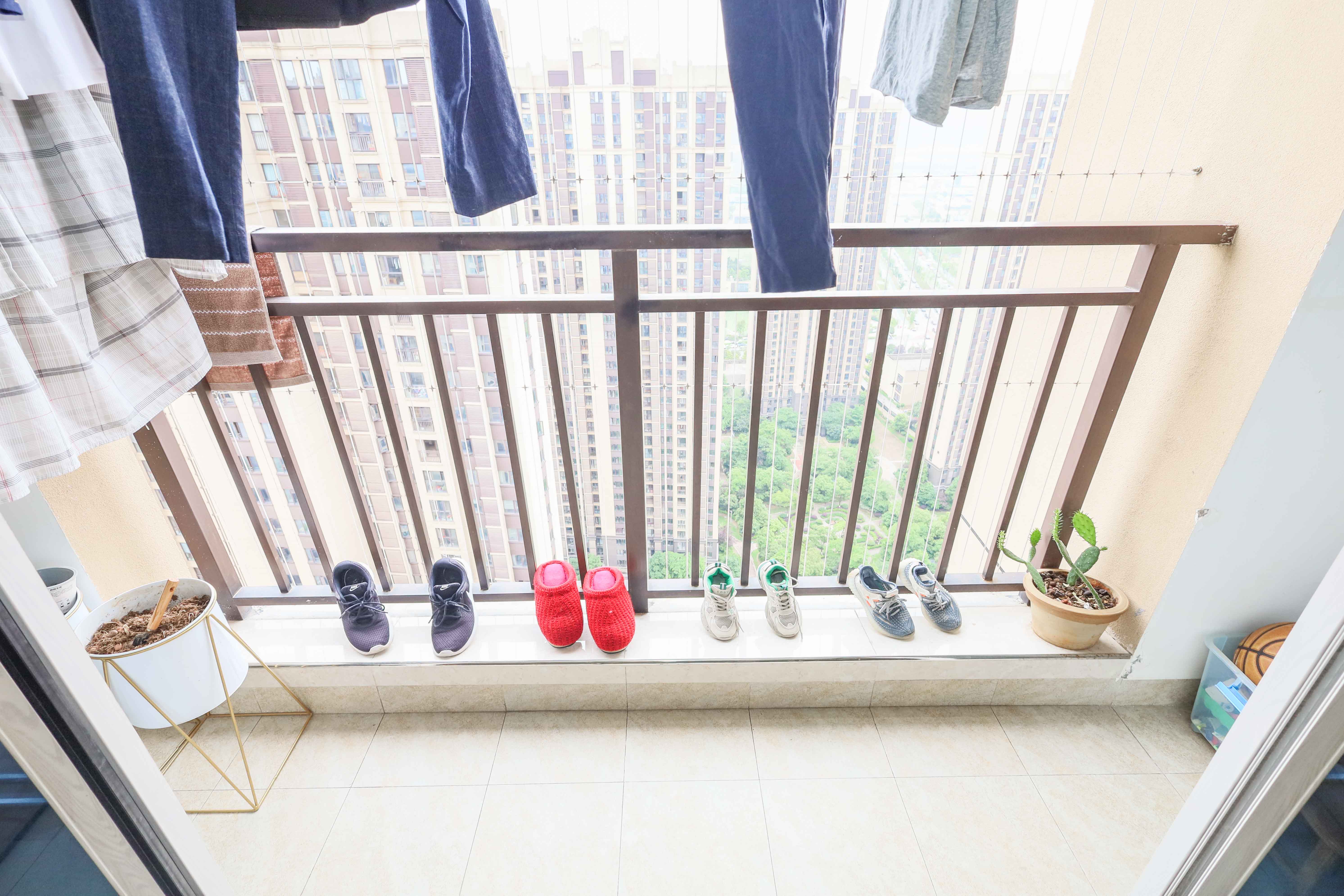 梅溪鑫苑名家  3室2厅1卫    115.0万阳台