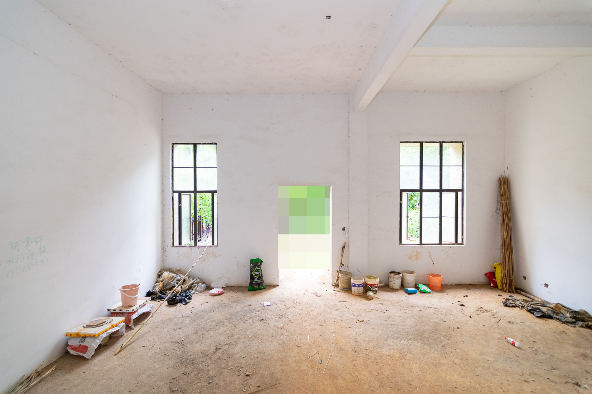 润和紫郡一期  4室2厅3卫   860.00万 润和紫郡一期  4室2厅3卫   860.00万客厅