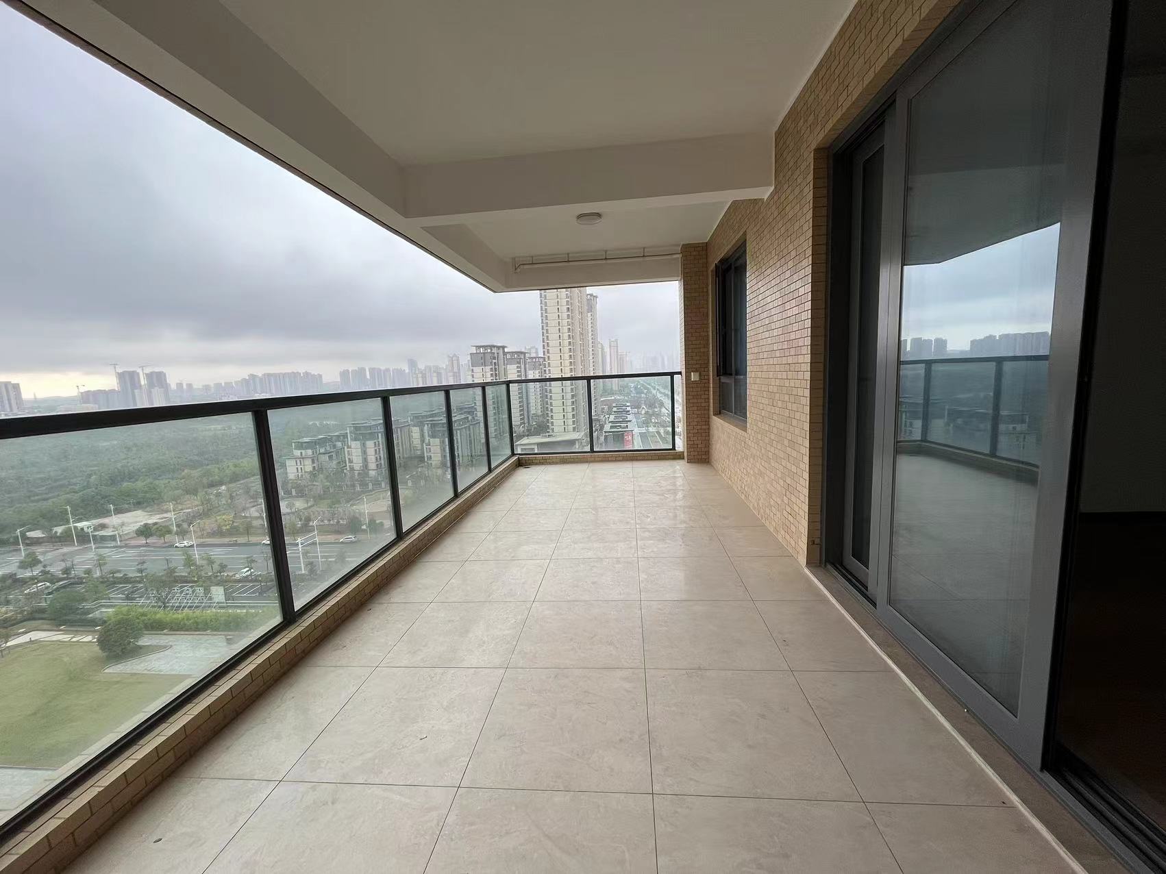 晋合湘水湾六期 4室2厅0卫 190.0万 晋合湘水湾六期 4室2厅0卫 190.0万室内图