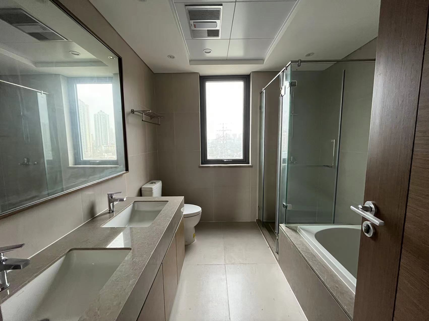 晋合湘水湾六期 4室2厅0卫 190.0万 晋合湘水湾六期 4室2厅0卫 190.0万室内图