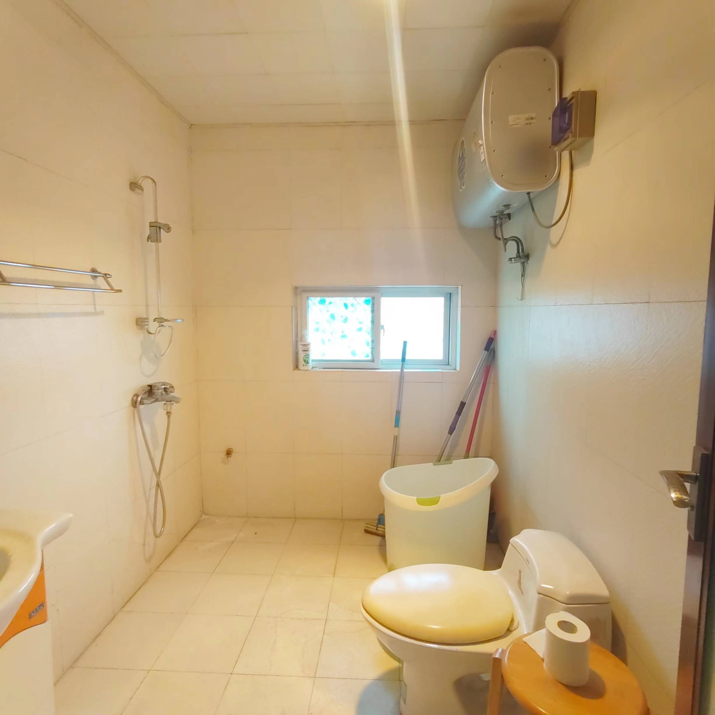 熹悦花都 5室2厅2卫 70.00万 熹悦花都 5室2厅2卫 70.00万室内图