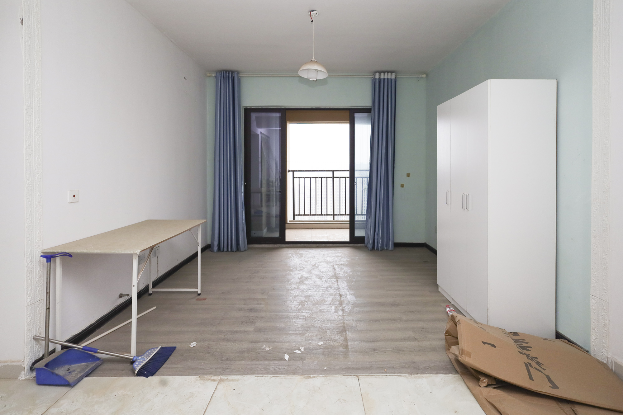 光明E城  2室2厅1卫   72.00万 光明E城  2室2厅1卫   72.00万