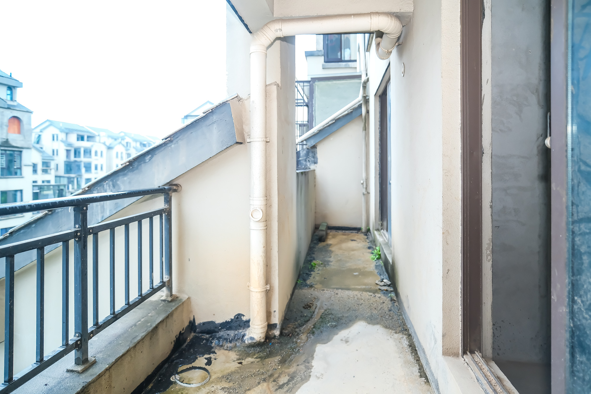 艾美潇湘  3室2厅1卫   73.80万 艾美潇湘  3室2厅1卫   73.80万阳台