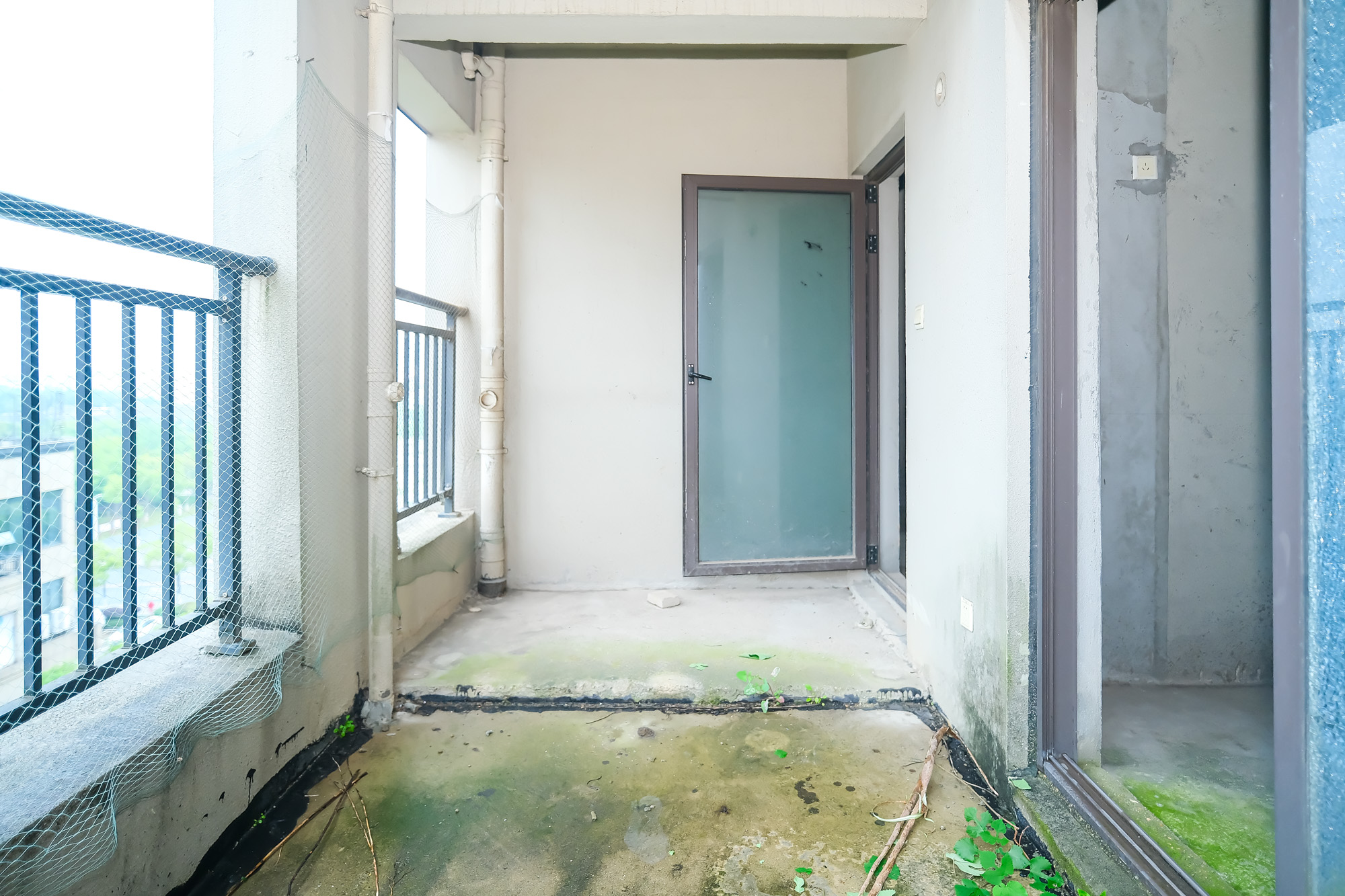 艾美潇湘  3室2厅1卫   73.80万 艾美潇湘  3室2厅1卫   73.80万阳台