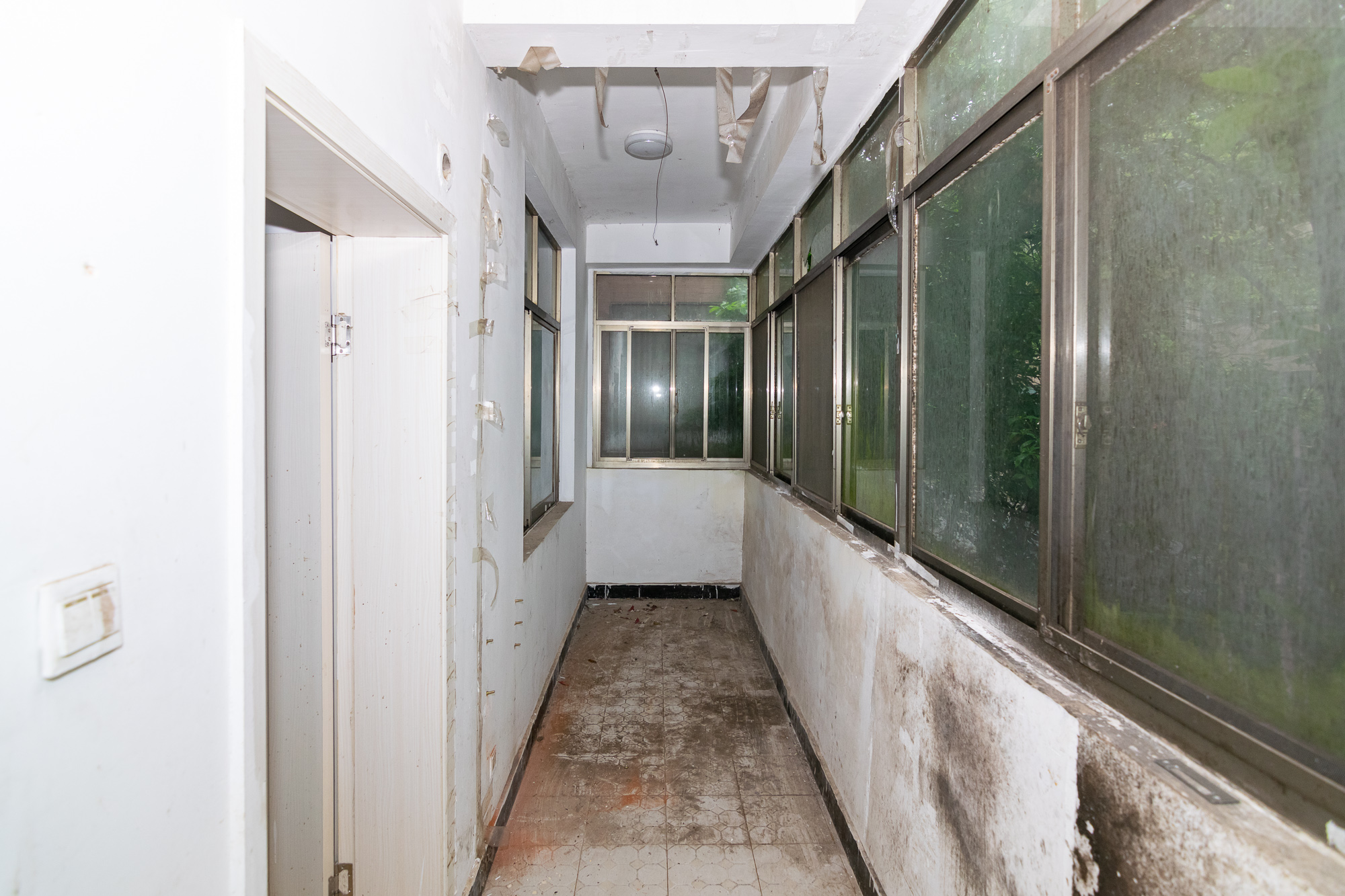 思源小区  4室2厅2卫    124.74万 思源小区  4室2厅2卫    124.74万阳台