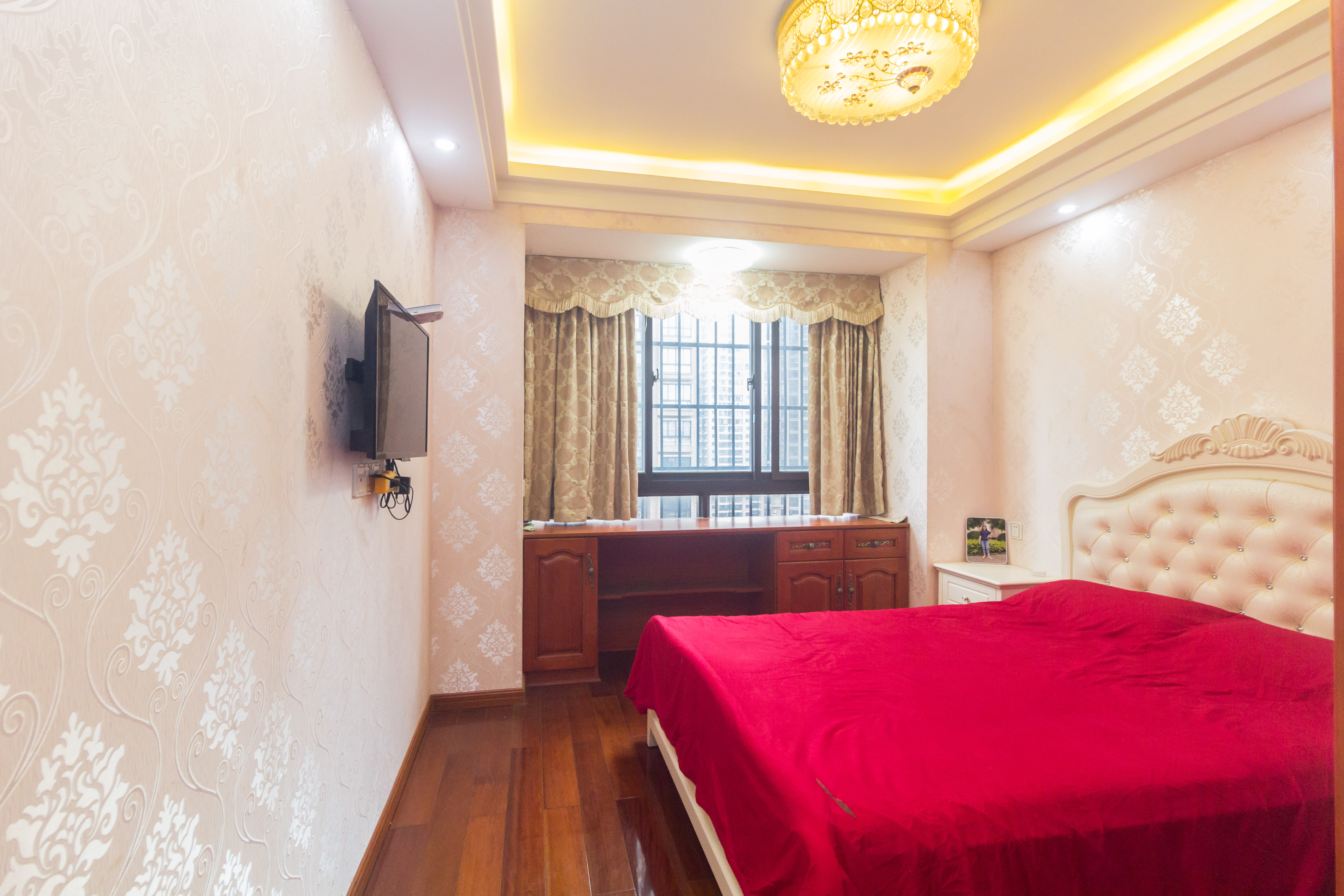 康桥长郡 4室2厅1卫 102.00万 康桥长郡 4室2厅1卫 102.00万卧室