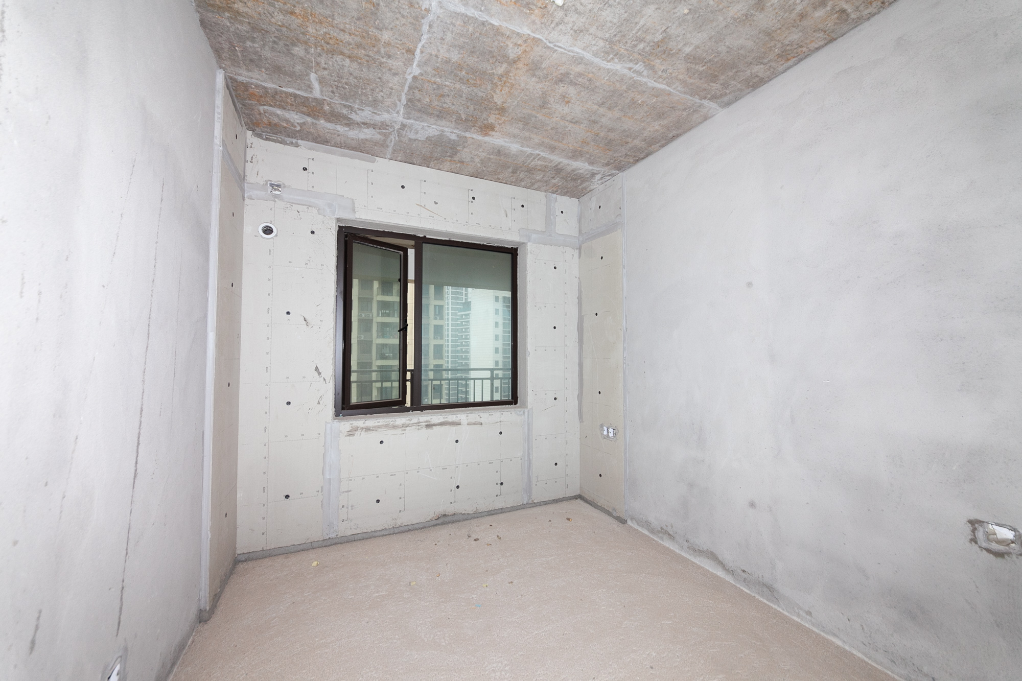 长燃润和天地(长润小区印湘江) 4室2厅2卫 134.97万 长燃润和天地(长润小区印湘江) 4室2厅2卫 134.97万其他