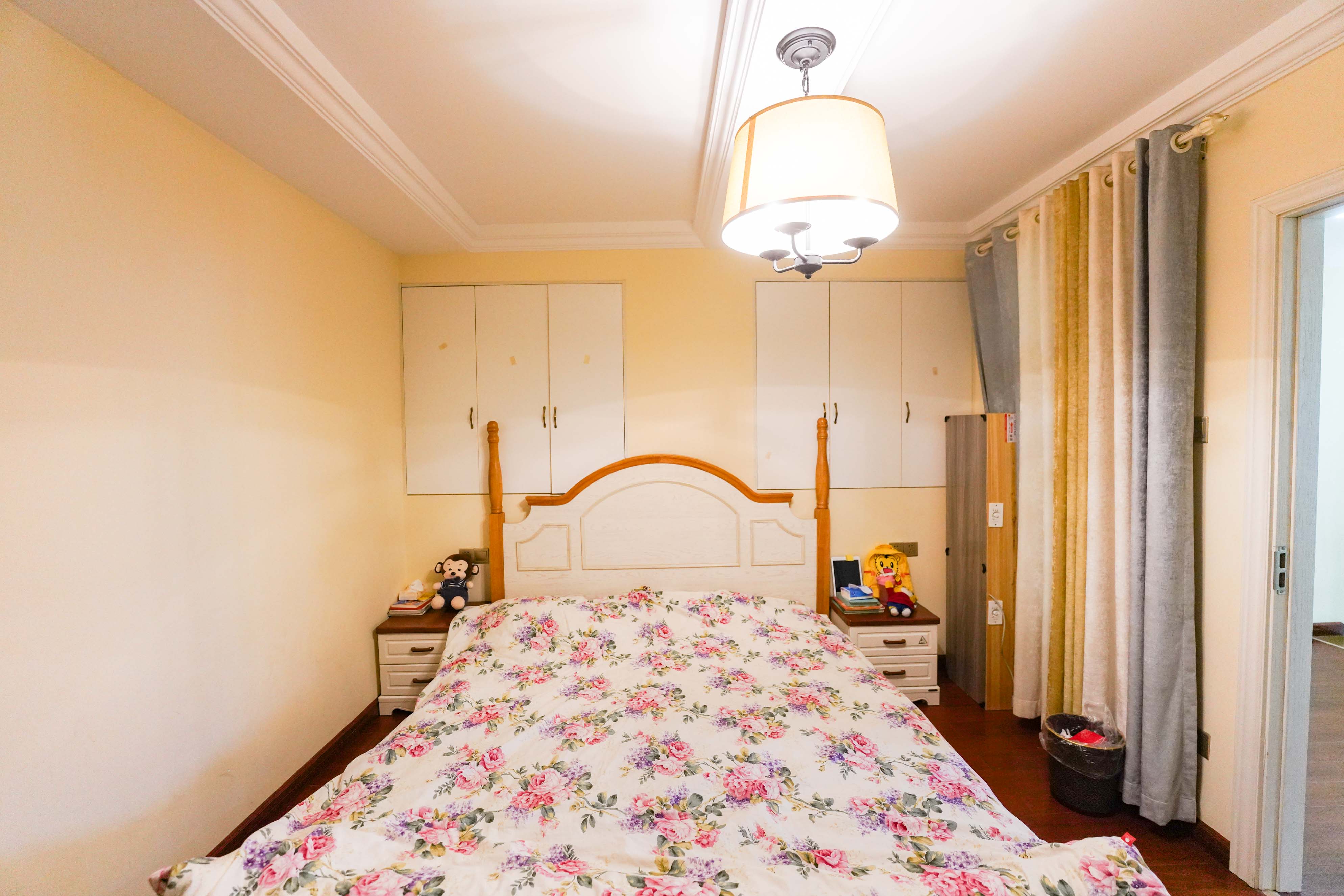 宏聚地中海 3室2厅1卫 86.0万 宏聚地中海 3室2厅1卫 86.0万卧室