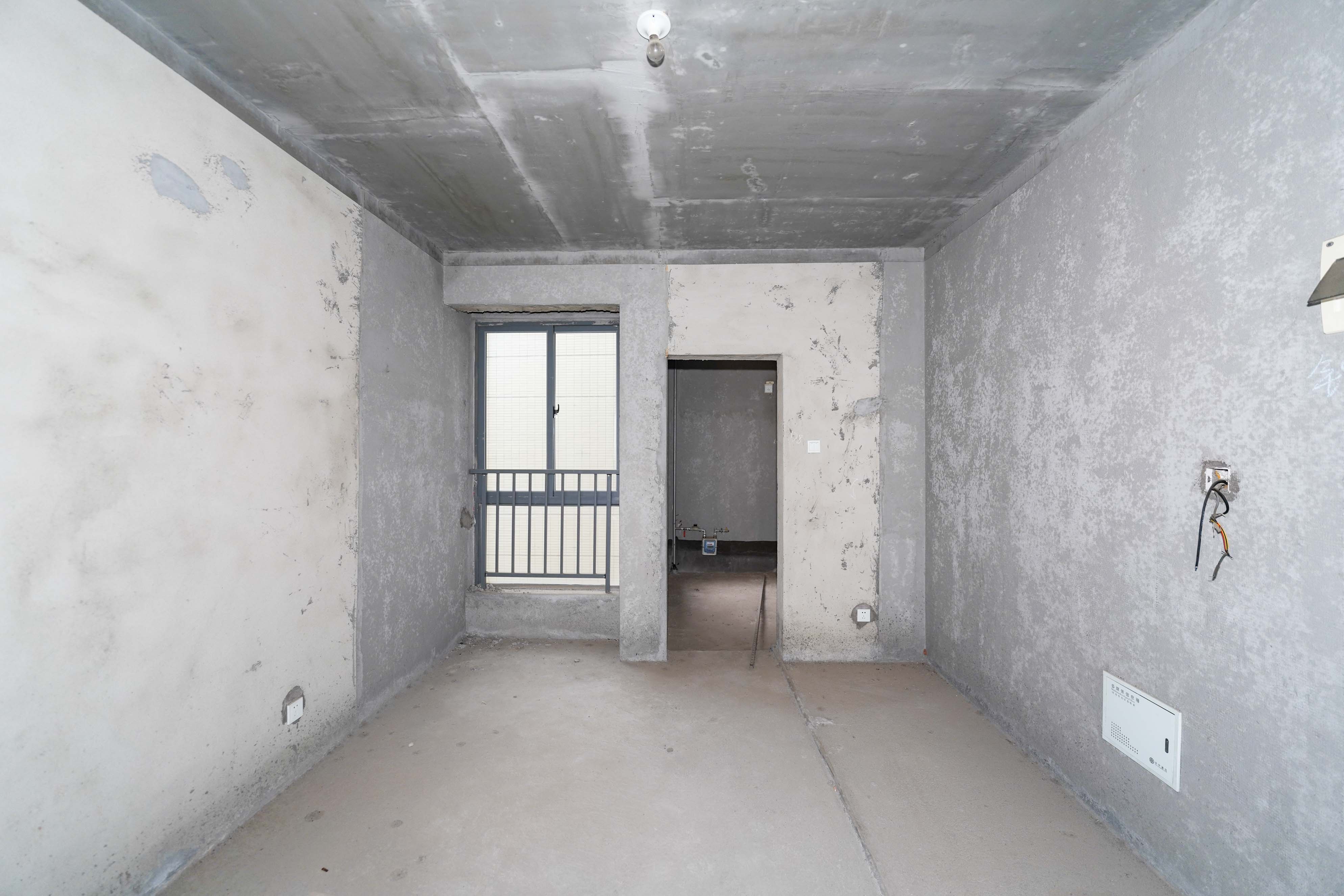 碧桂园南城首府(东宸林海)  3室2厅1卫   75.00万 碧桂园南城首府(东宸林海)  3室2厅1卫   75.00万客厅