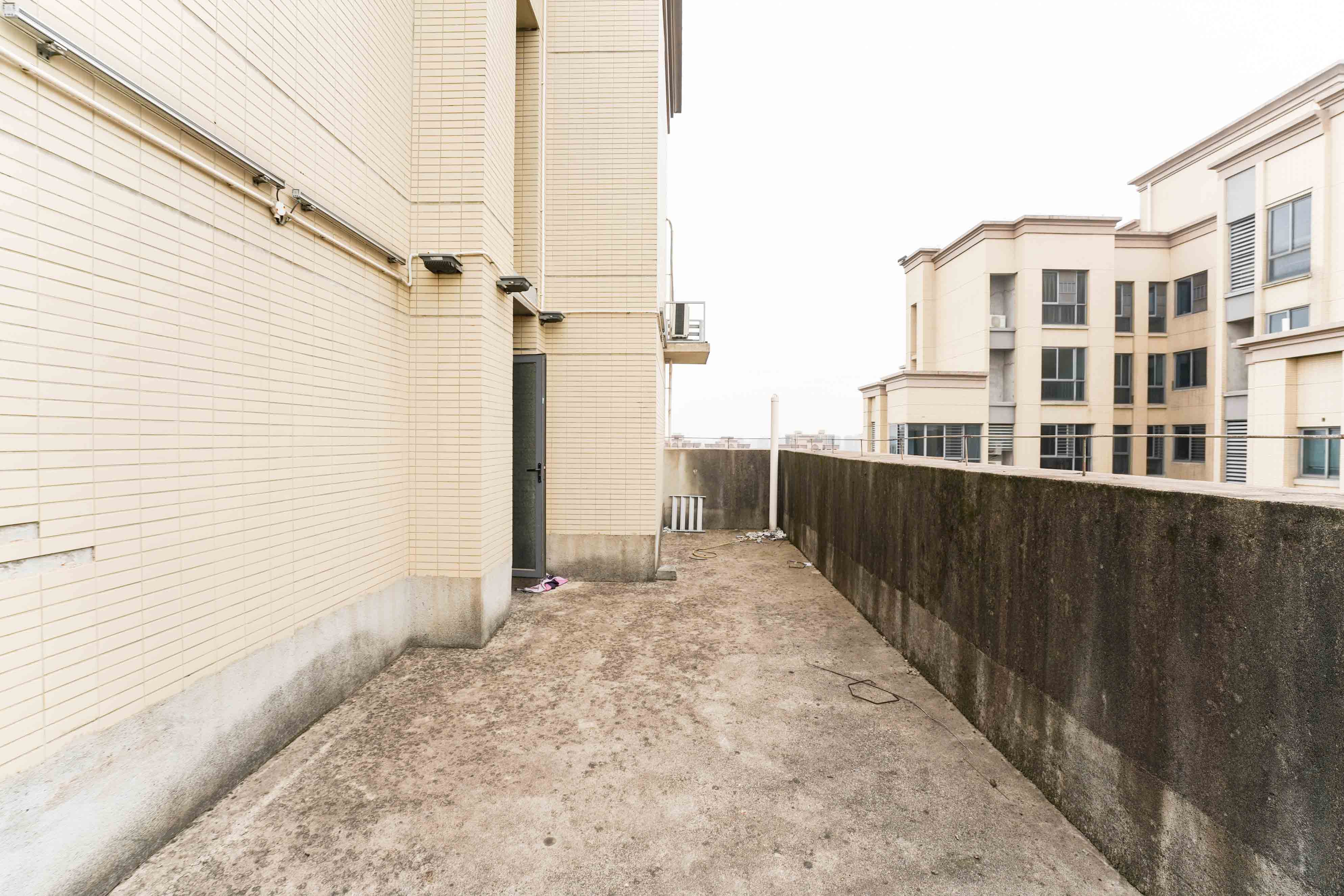 碧桂园南城首府(东宸林海)  3室2厅1卫   75.00万 碧桂园南城首府(东宸林海)  3室2厅1卫   75.00万其他