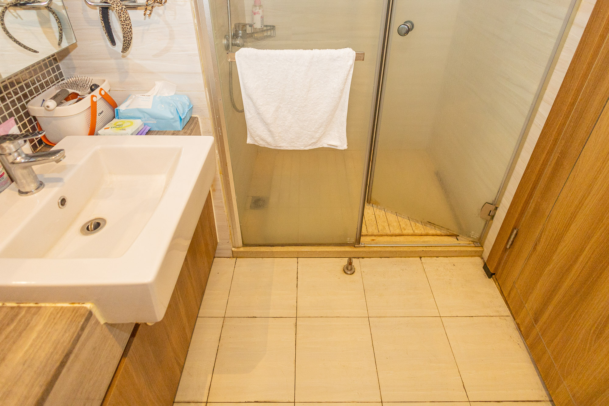 恒大翡翠华庭 1室1厅1卫 49.20万 恒大翡翠华庭 1室1厅1卫 49.20万卫生间