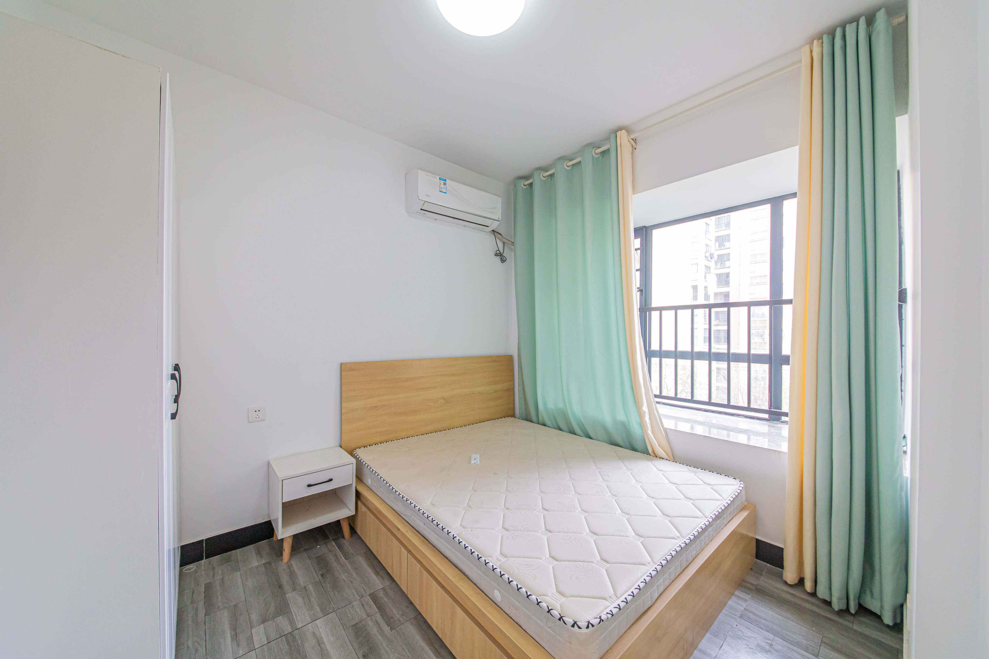 中建芙蓉嘉苑  3室2厅2卫    129.98万卧室
