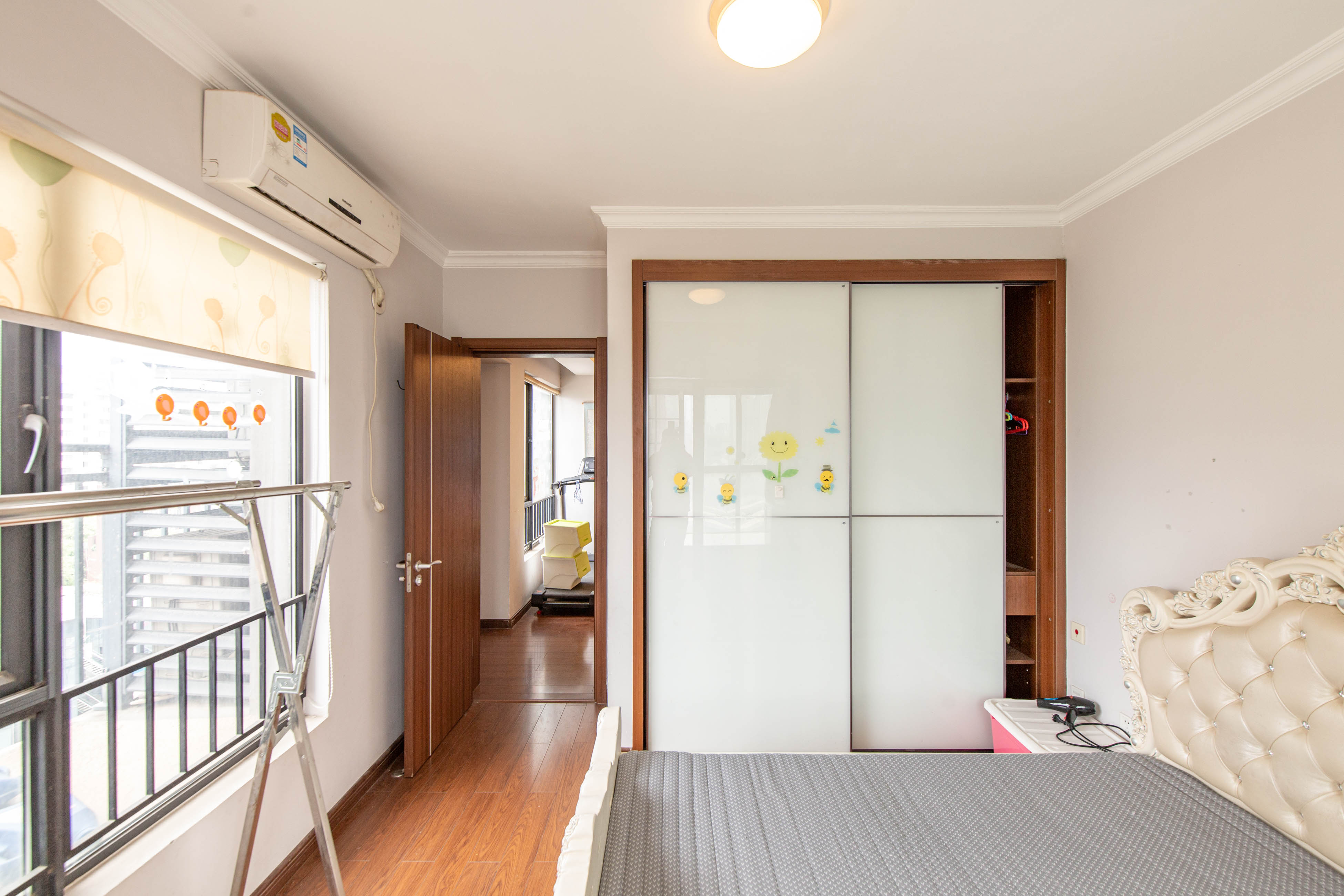 万科金域华府三四期 2室2厅1卫 70.0万 万科金域华府三四期 2室2厅1卫 70.0万卧室