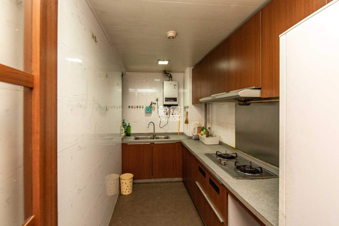 万科金域华府三四期 2室2厅1卫 70.0万 万科金域华府三四期 2室2厅1卫 70.0万厨房