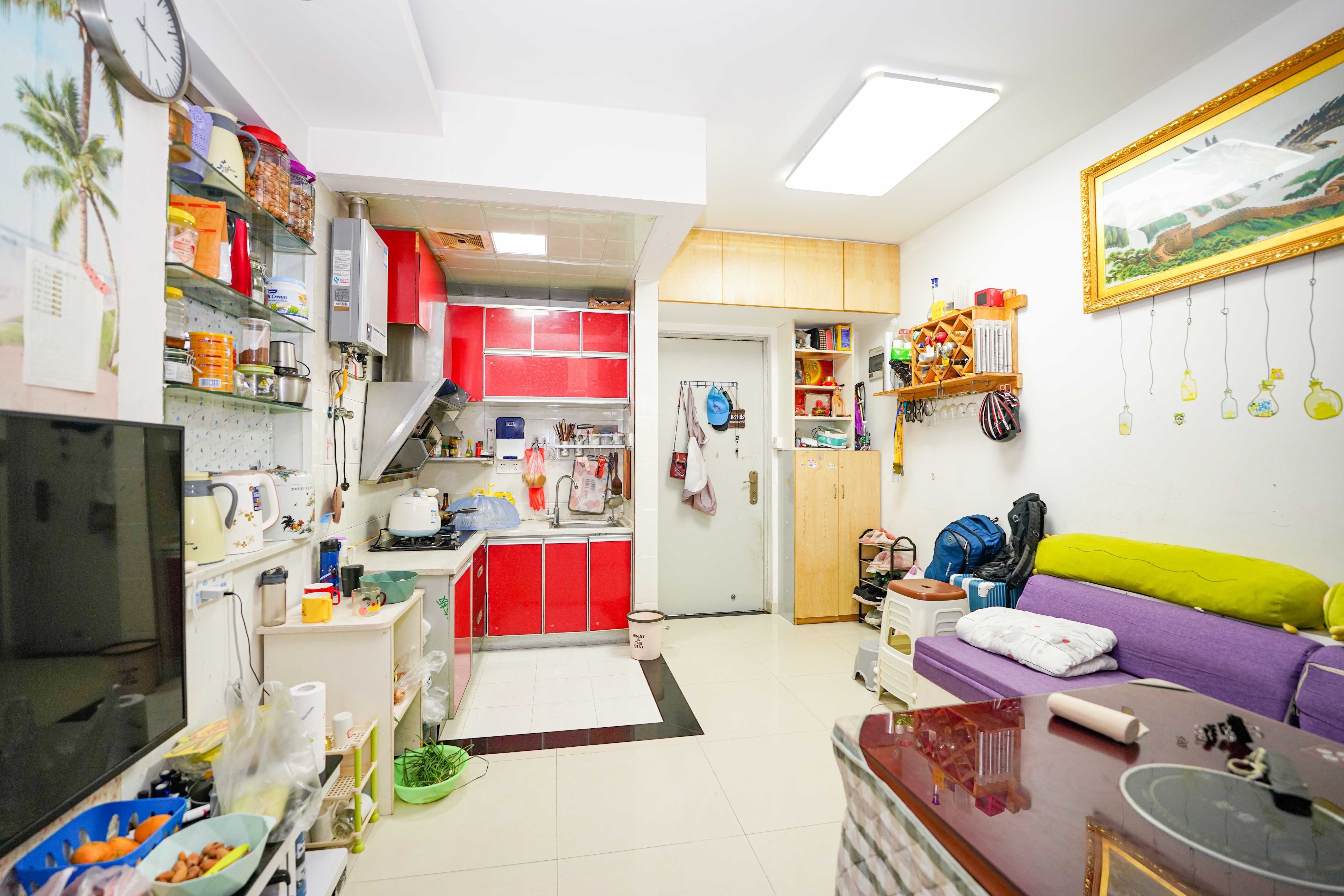 怡海星城  2室1厅1卫    30.0万客厅