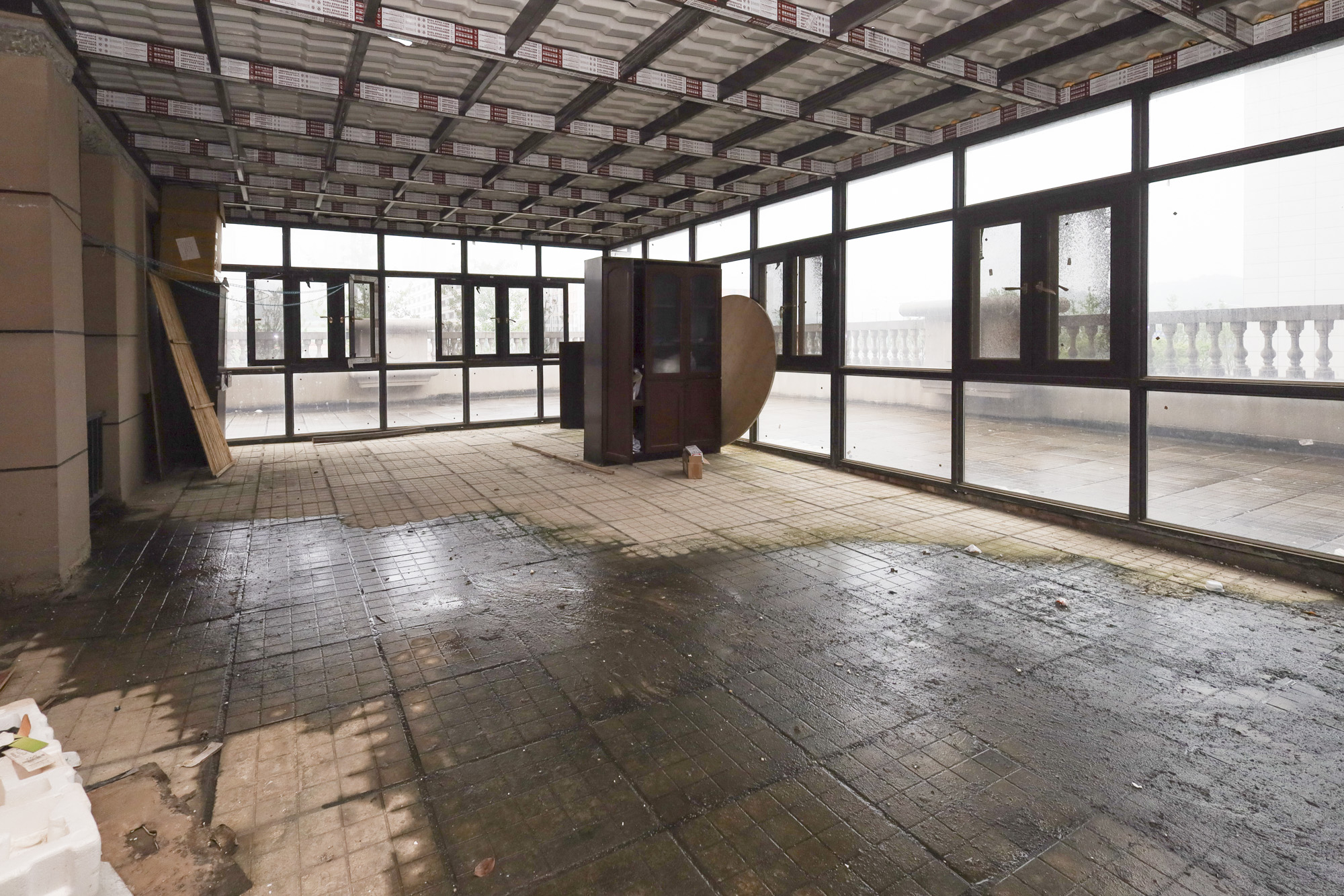 阳光丽城二期 4室2厅2卫 260.0万 阳光丽城二期 4室2厅2卫 260.0万其他