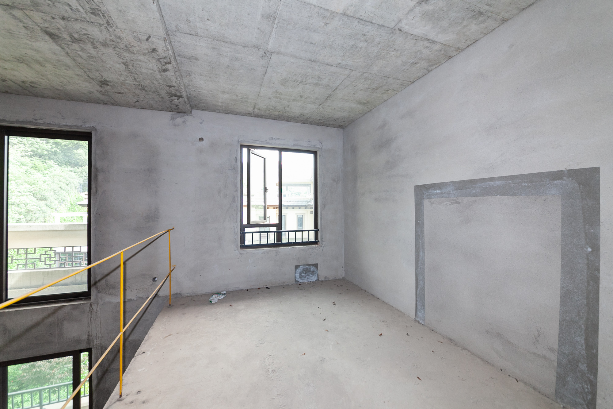 龙湖璟宸原著(龙湖紫宸) 6室2厅3卫 195.00万 龙湖璟宸原著(龙湖紫宸) 6室2厅3卫 195.00万卧室