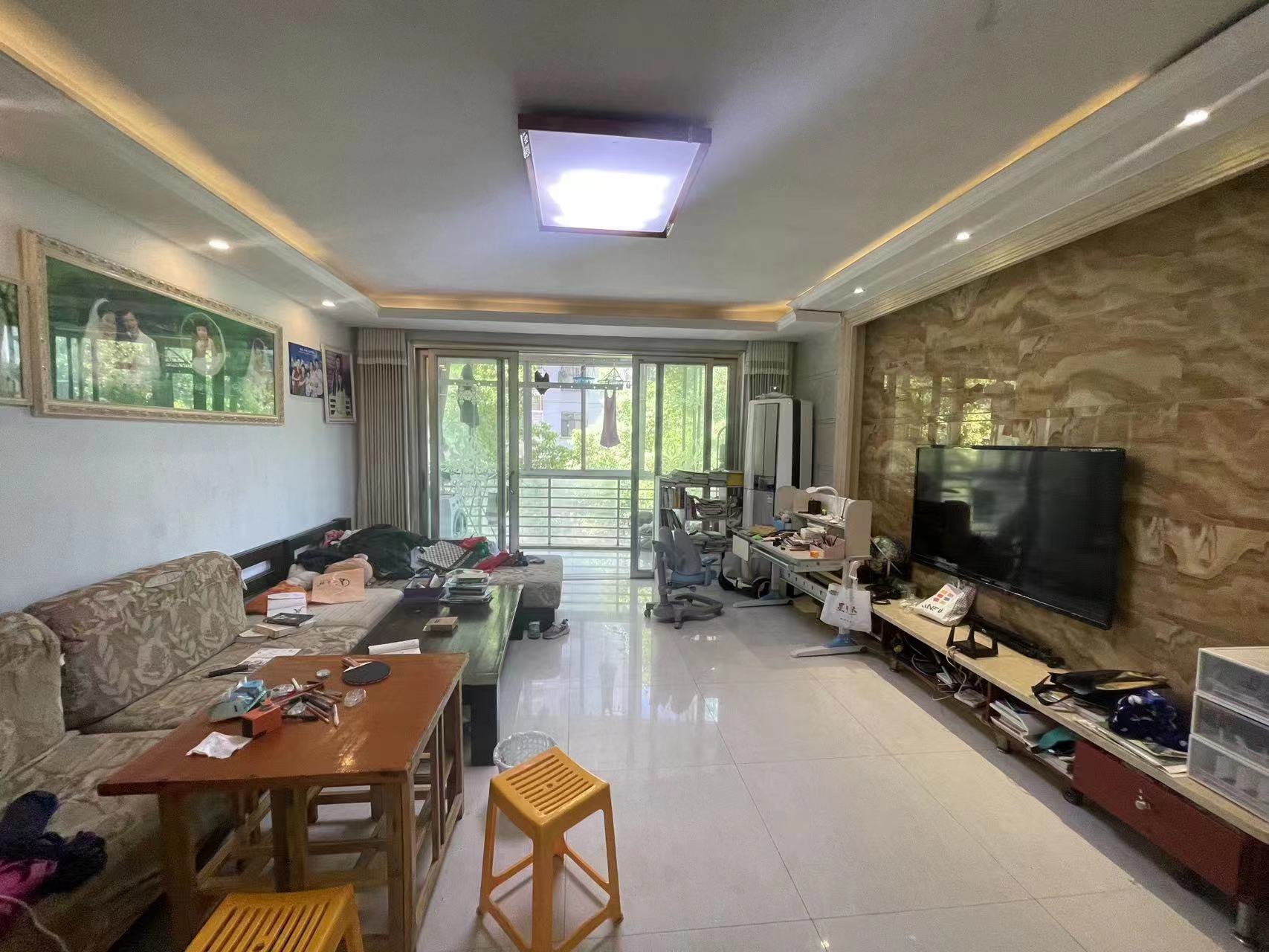 四季花园 3室2厅2卫 73.00万 四季花园 3室2厅2卫 73.00万室内图